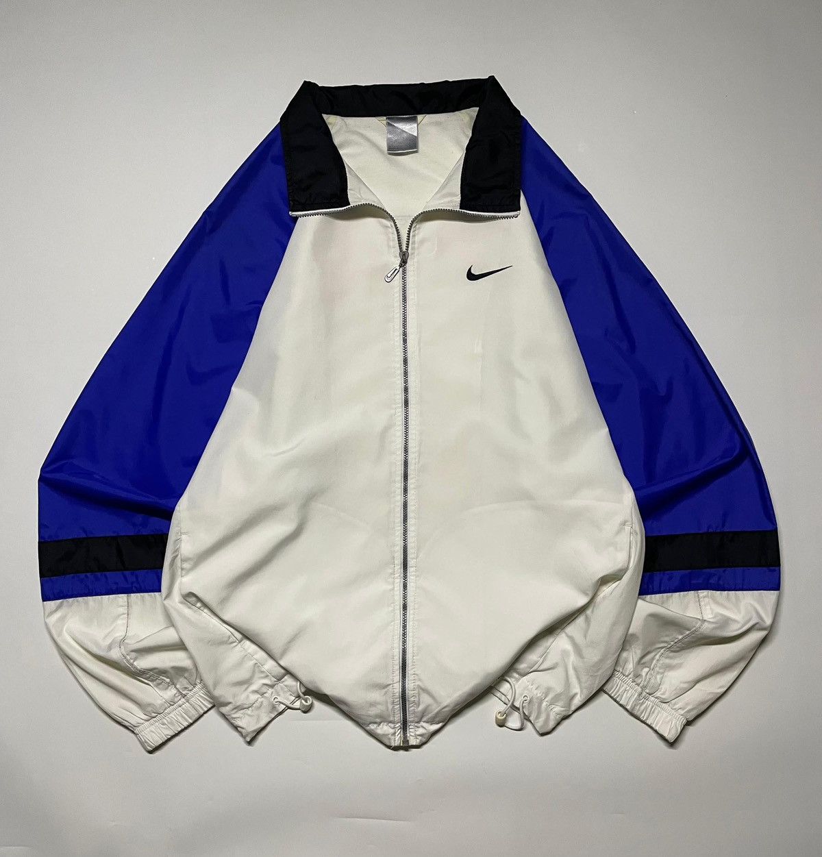 Nike Nike logo center embroidered sportwear windbreaker jacket Size US L / EU 52-54 / 3 - 6 Thumbnail