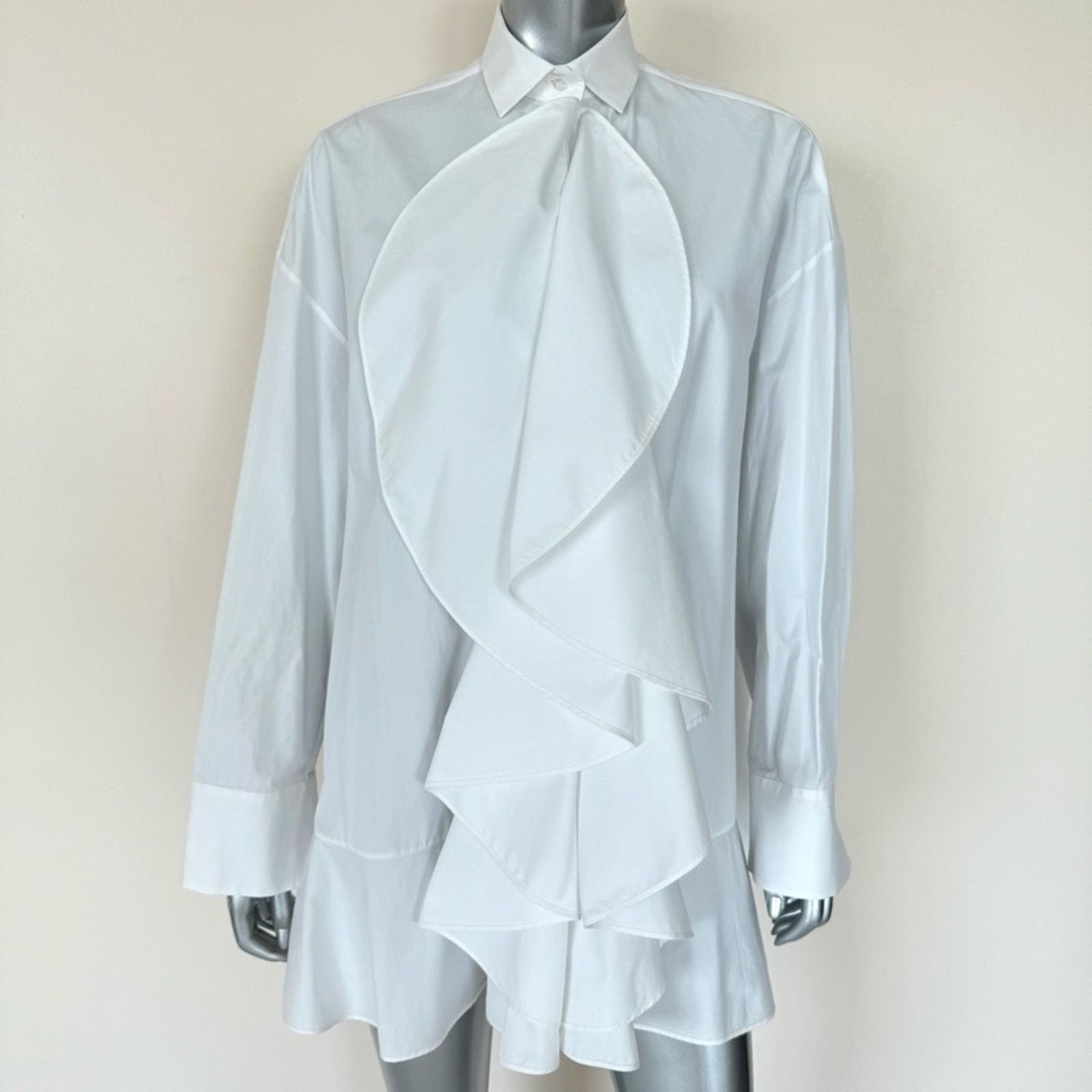 Valentino NWT!!! Valentino women cotton blouse size 6 Retail 950$ Size M / US 6-8 / IT 42-44 - 2 Thumbnail