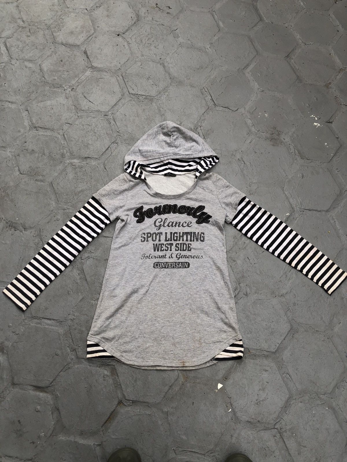 Japanese Brand Gray Hoodie Long Sleeve Striped Unisex Size L / US 10 / IT 46 - 1 Thumbnail