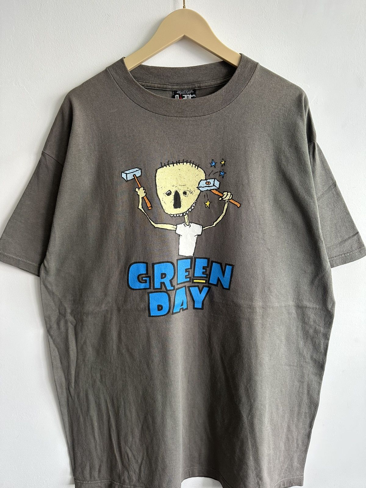 Band Tees Vintage 90’s Green Day Nimrod Band Rock Rare Tshirt USA Size US XL / EU 56 / 4 - 2 Thumbnail