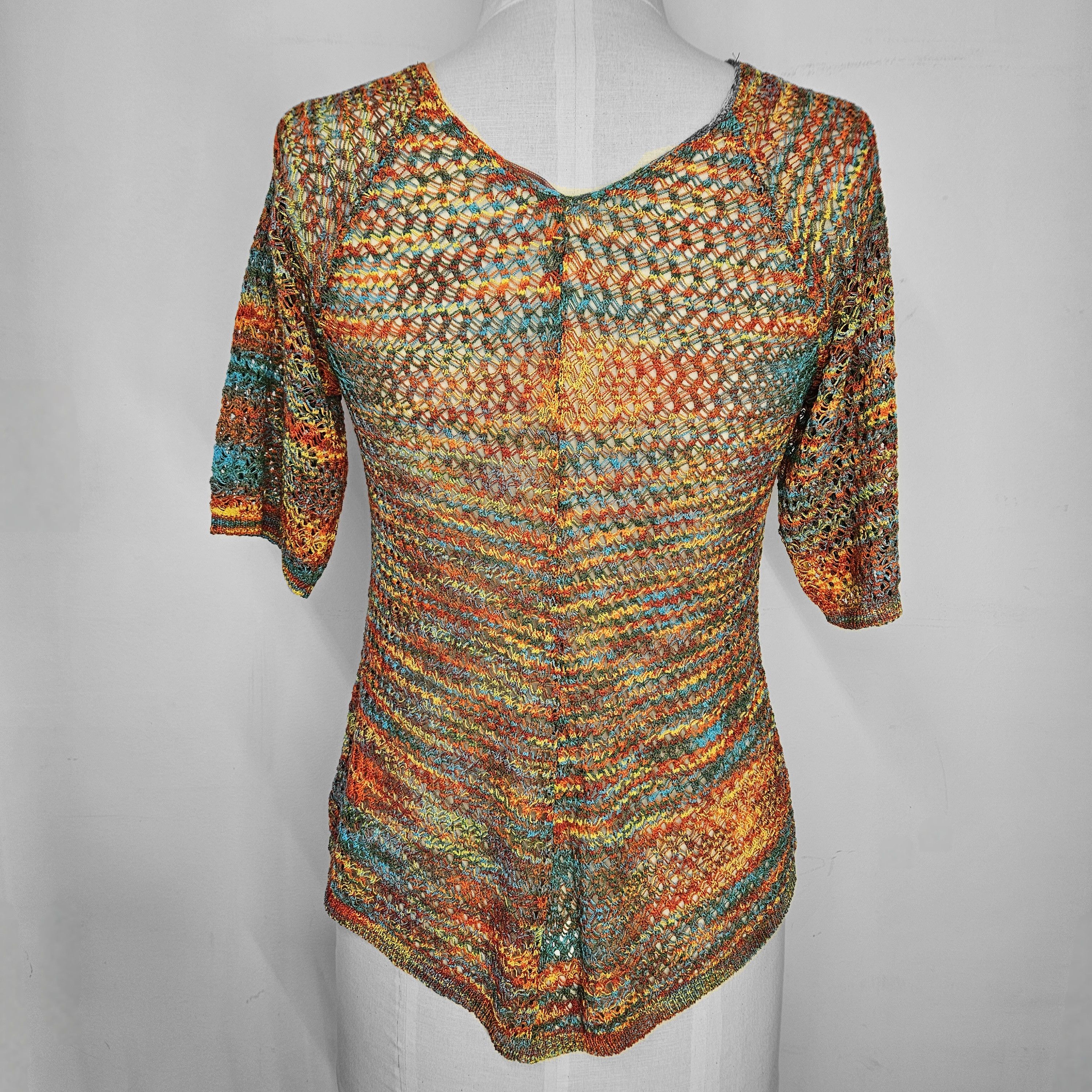 Other Dressbarn Sze M NEW Crochet Top Rainbow V Neck 1/2 Elbow Size M / US 6-8 / IT 42-44 - 3 Thumbnail