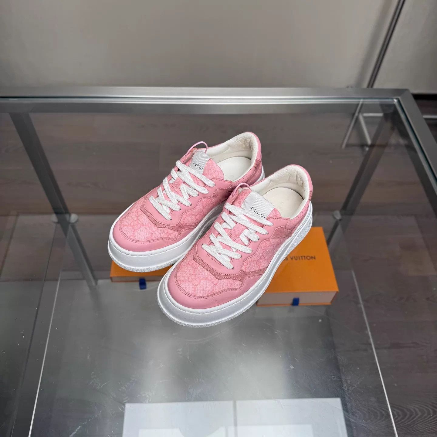 Gucci Gucci Pink GG Biscuit Sneakers Women's 36 99 Size US 5.5 / IT 35.5 - 1 Thumbnail
