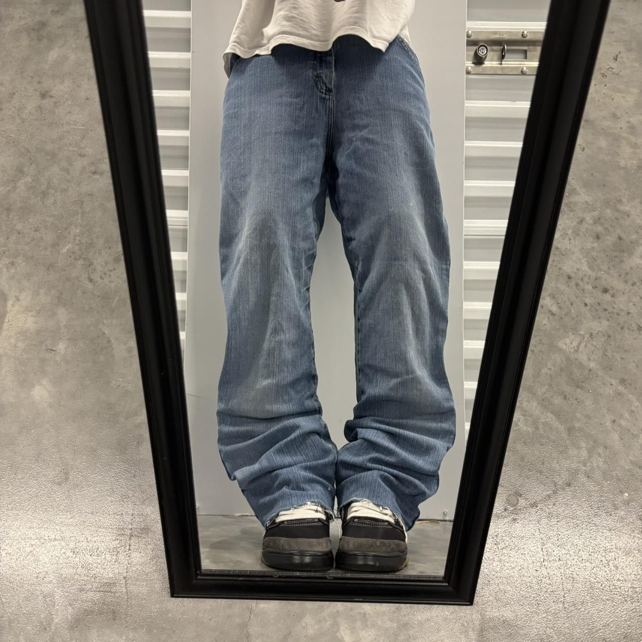 Japanese Brand × Vintage Crazy Vintage Y2K/2000s Medium Wash Essential Denim Jeans! Size US 30 / EU 46 - 1 Thumbnail