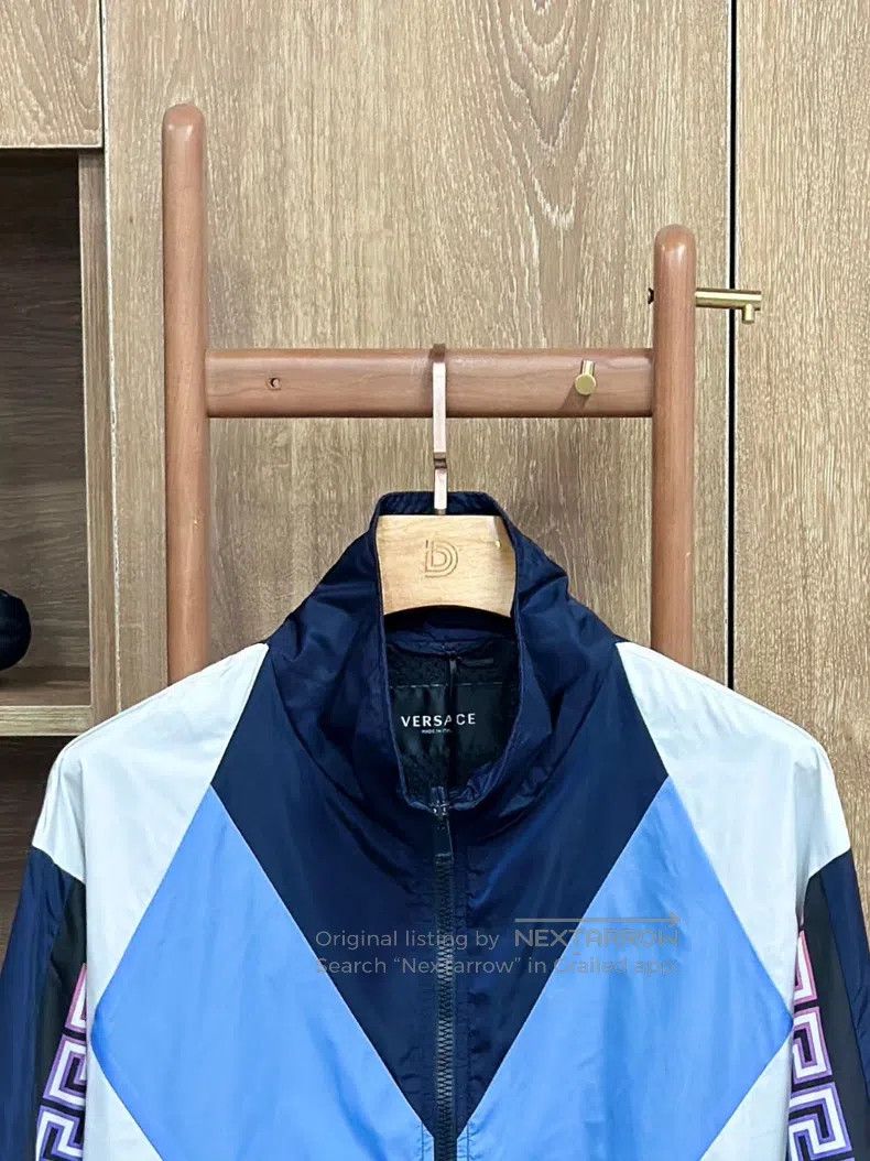 Versace Versace Casual hooded jacket Size US XL / EU 56 / 4 - 7 Thumbnail