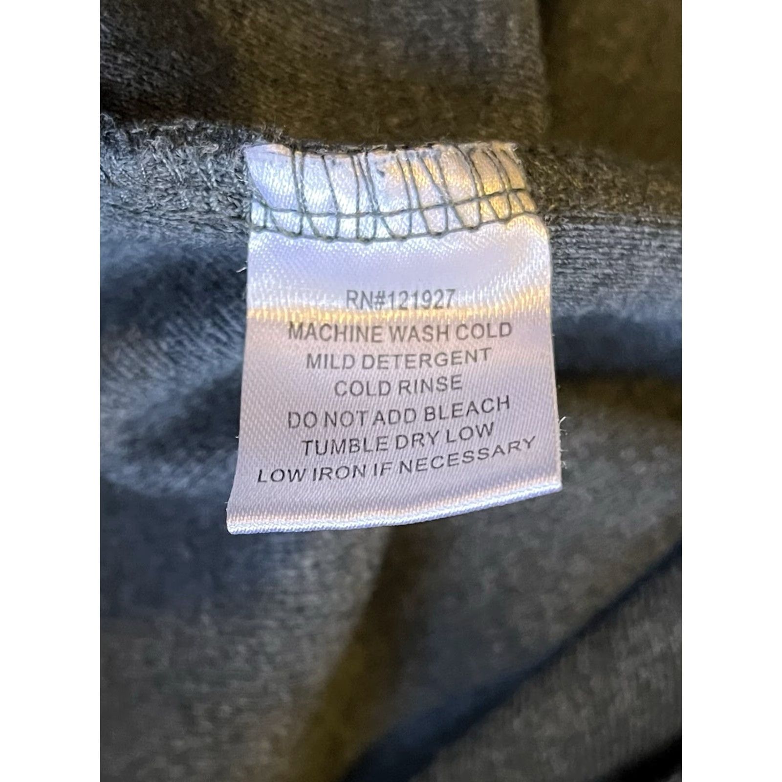 johnnie-O Johnnie-O West Coast Prep 1/4 Zip Golf Sweater Men’s 2XL Gray Purple Shirt Regular Knit Pullover Zipper Embroidered Logo Size US XXL / EU 58 / 5 - 6 Thumbnail