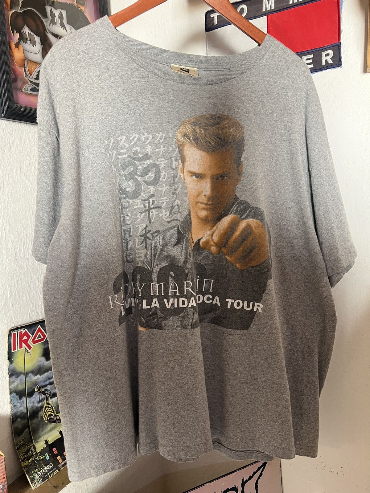 Vintage 2000s Ricky Martin Livin’ La Vida Loca Tour Size US XL / EU 56 / 4 - 1 Thumbnail