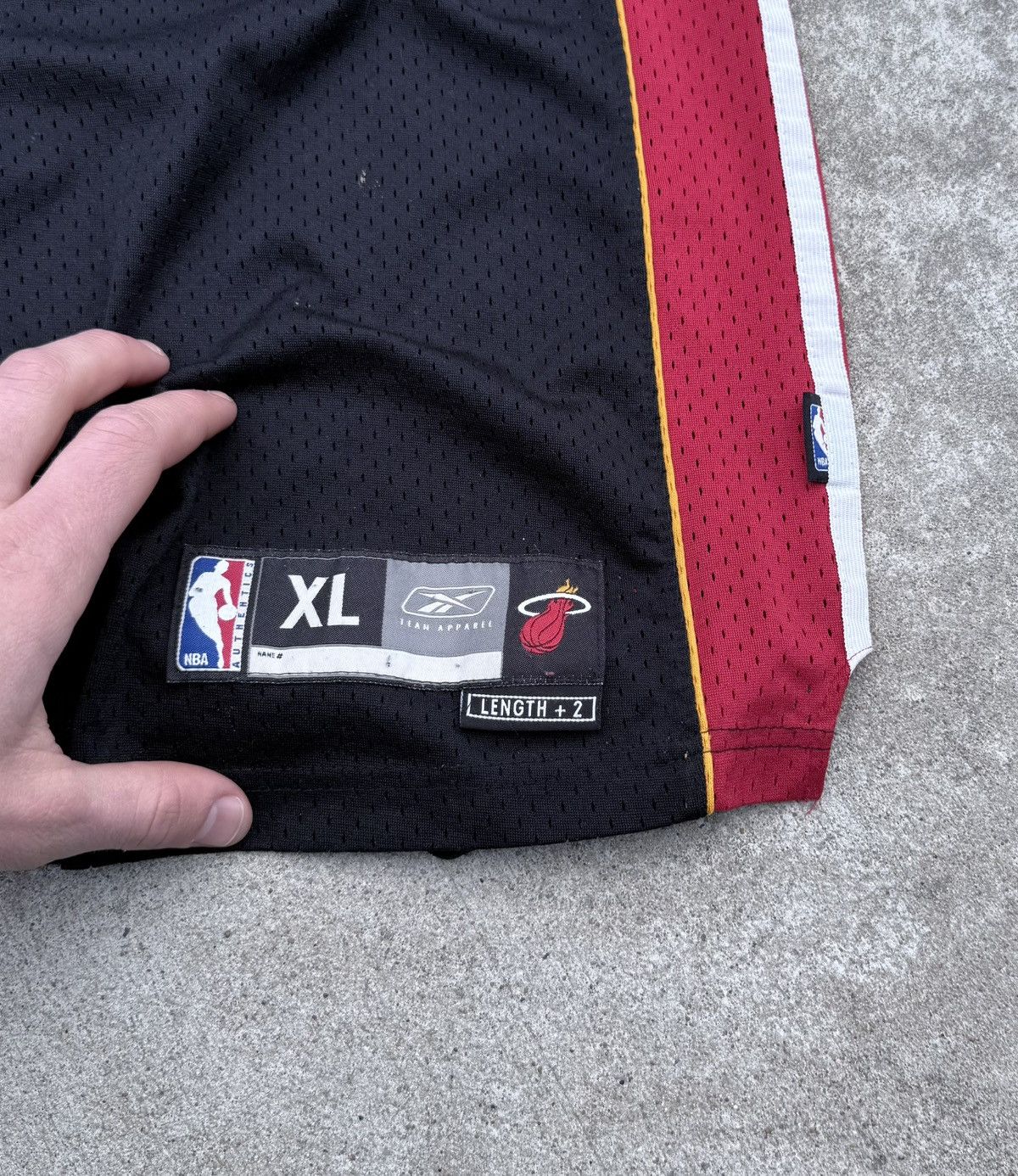 Other Vintage Reebok NBA basketball streetwear O’NEAL 32 jersey Size US XL / EU 56 / 4 - 10 Thumbnail
