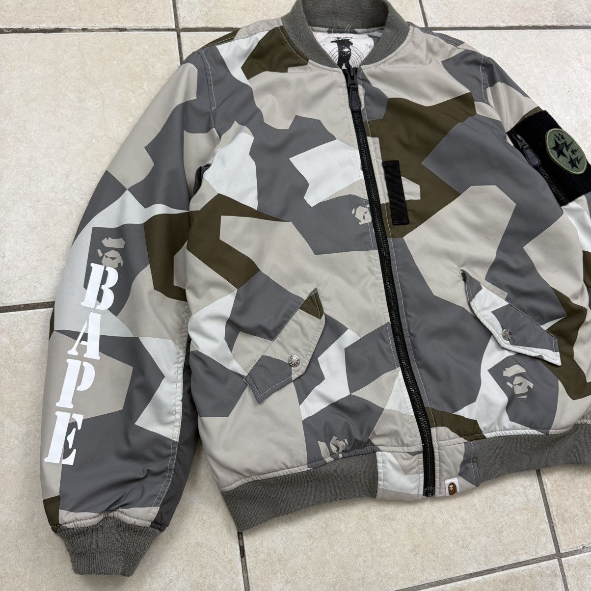 Bape BAPE Splinter Camo Light Bomber Jacket Size XL Size US XL / EU 56 / 4 - 2 Thumbnail