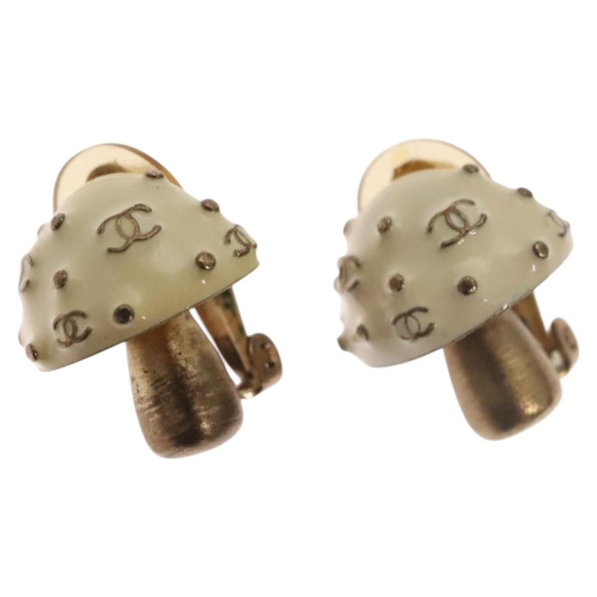 Chanel Chanel Vintage CC Clip-On Earrings Metal Size ONE SIZE - 1 Thumbnail