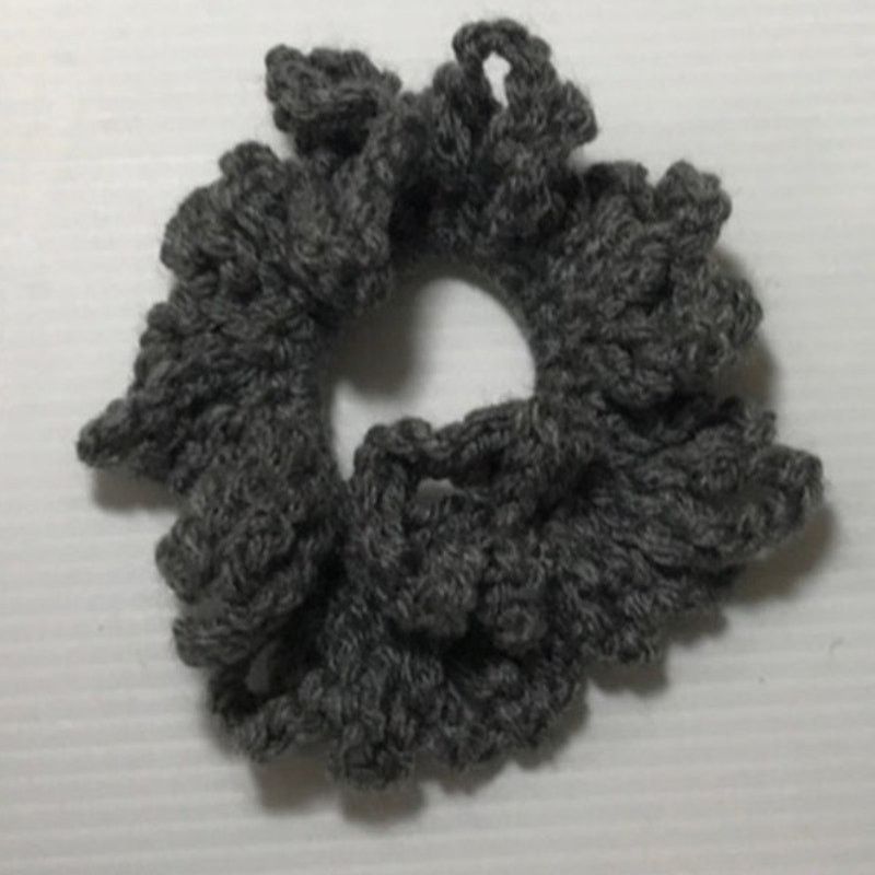 Handmade NWT Gray Handmade Crocheted Hair Scrunchie Size ONE SIZE - 2 Thumbnail
