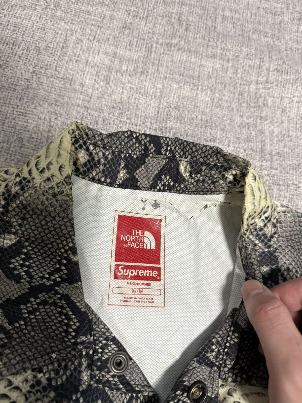 Supreme × The North Face Supreme tnf the north face snakeskin taped seam coach Jacket Size US M / EU 48-50 / 2 - 7 Thumbnail