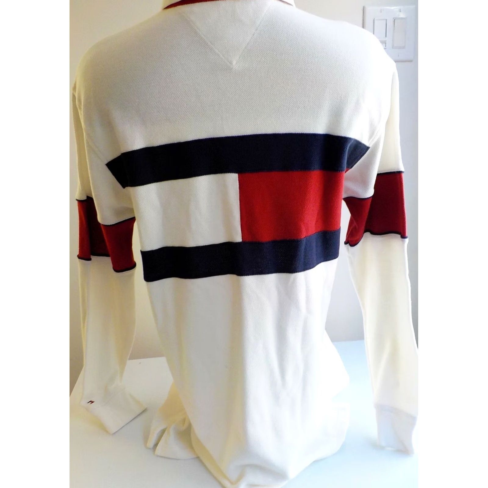 Tommy Hilfiger TOMMY HILFIGER Mens LS Rugby Shirt HILFIGER Spellout Ivory/Red/Blue LARGE Rugby Shirt Mens L Ivory Red Blue Size US L / EU 52-54 / 3 - 5 Thumbnail