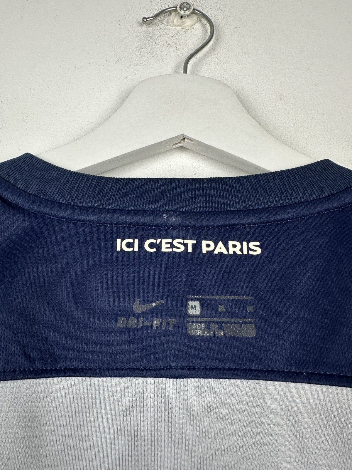 Nike Paris Saint Germain PSG 2016 Home Soccer Jersey Shirt Size US M / EU 48-50 / 2 - 7 Thumbnail