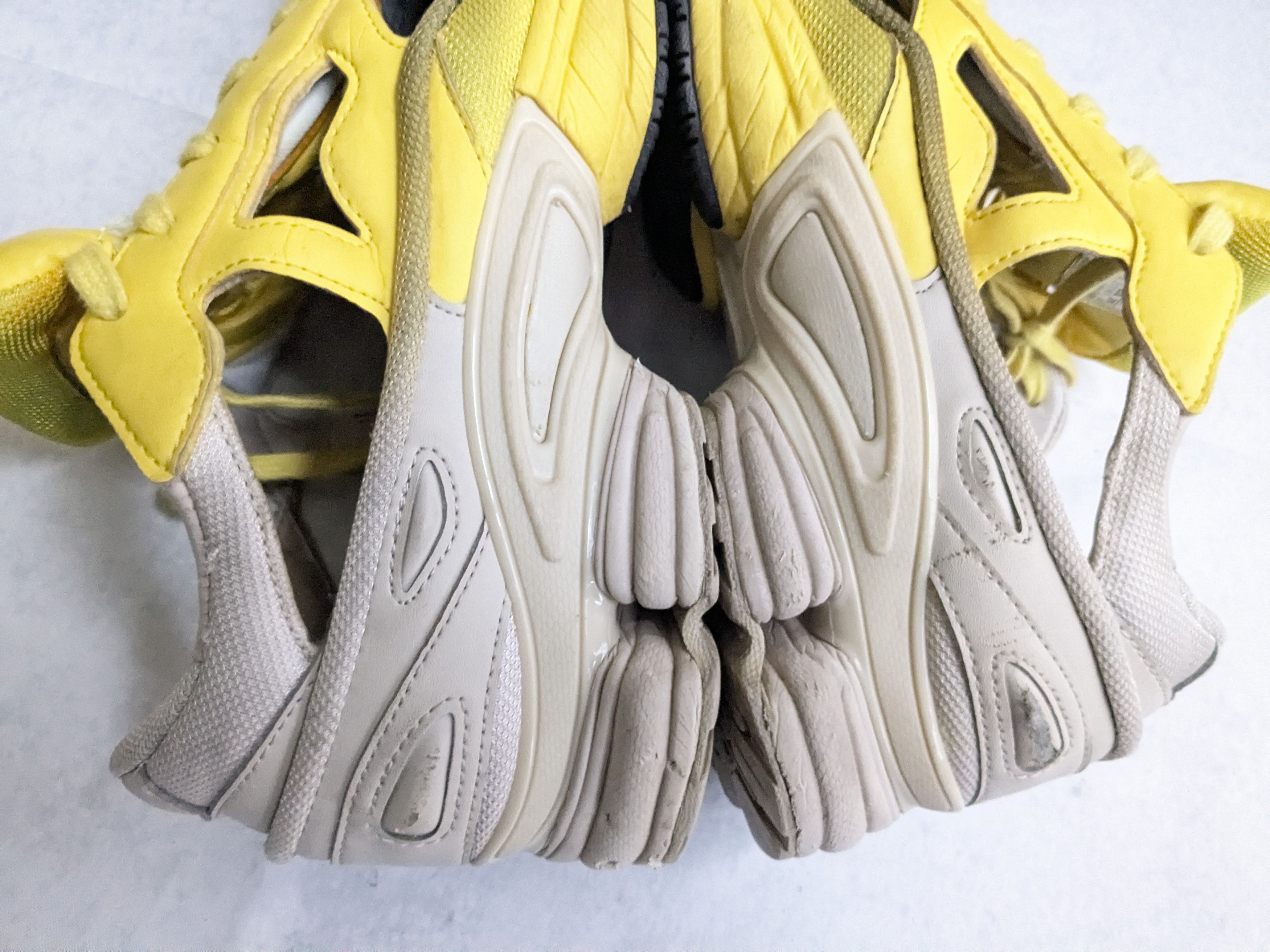 Adidas × Raf Simons Adidas x Raf Simons Replicant Ozweego Yellow Black 10 Size US 10 / EU 43 - 10 Thumbnail
