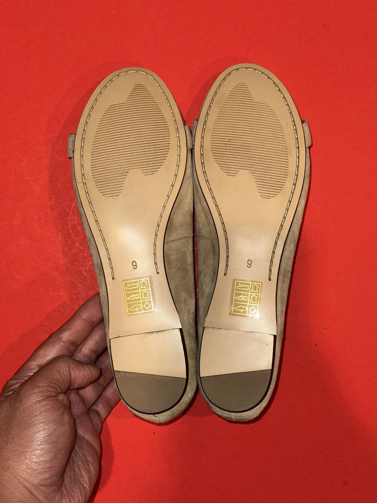 Jeffrey Campbell Jeffrey Campbell Seriously Cream Suede Ballet Flats 9 US Size US 9 / IT 39 - 7 Thumbnail