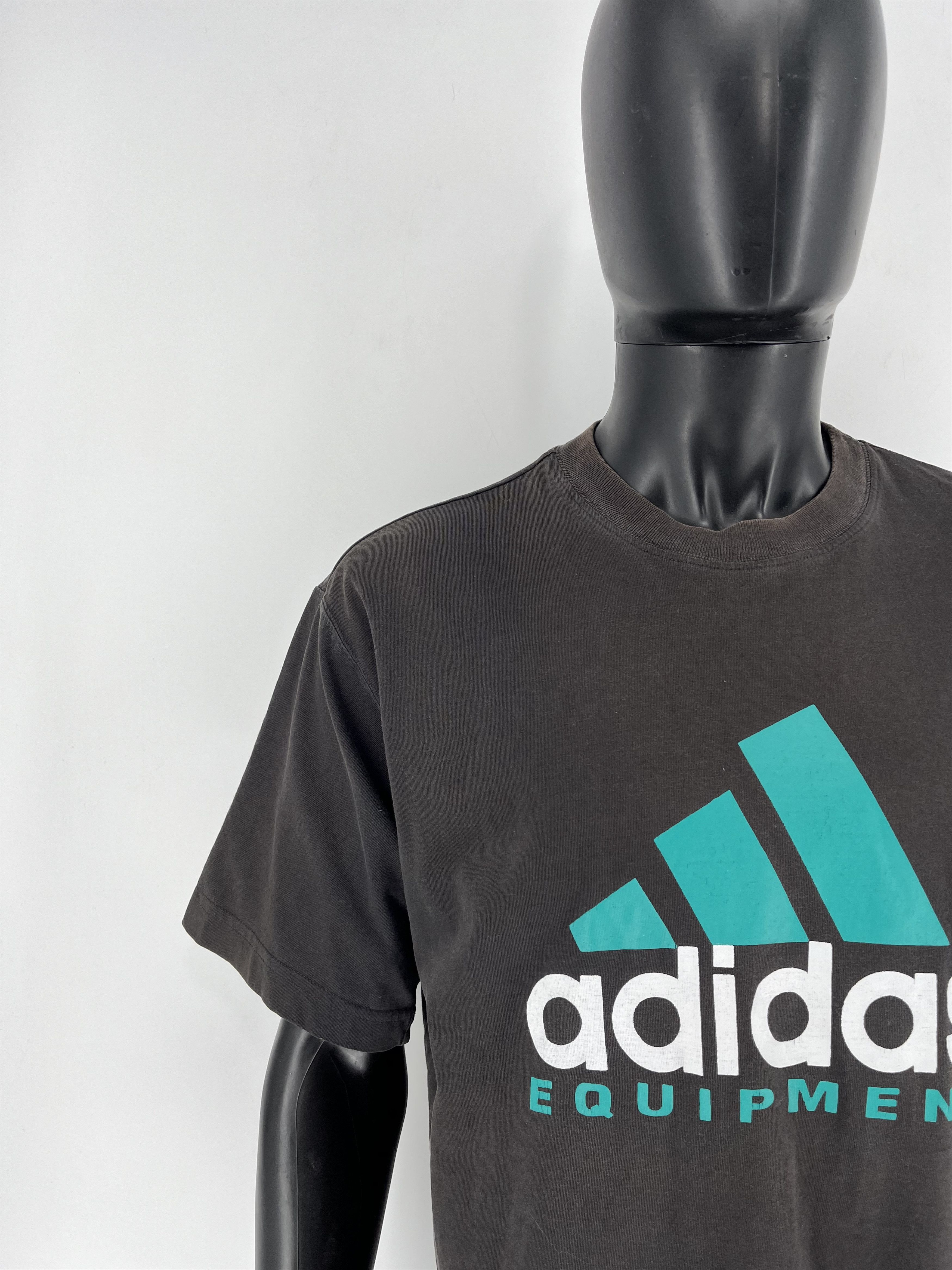 Adidas Adidas Equipment Vintage 90s Faded Sun Spell Out Tshirt Y2K Size US L / EU 52-54 / 3 - 6 Thumbnail