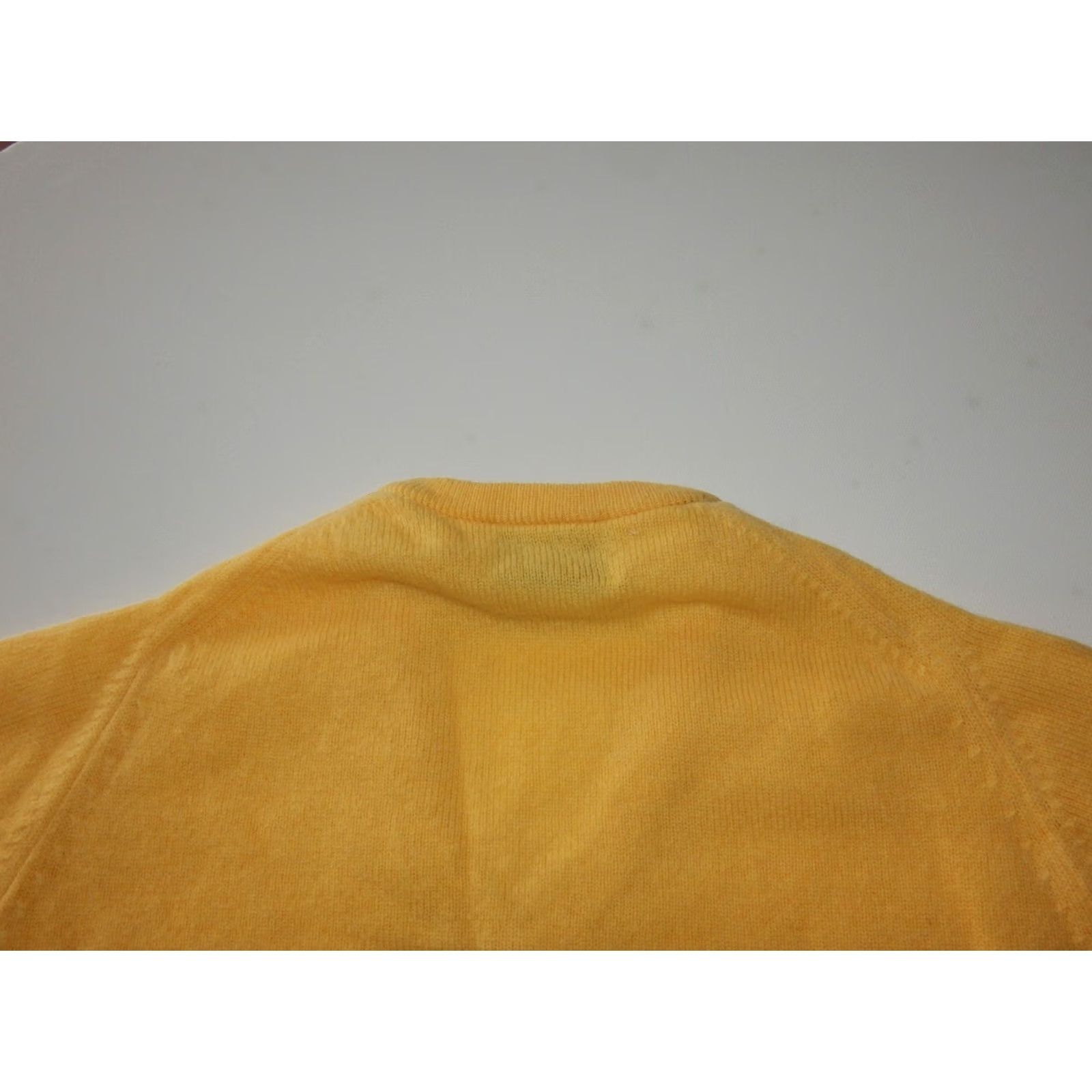 Vintage VINTAGE Glenmuir Men Wool Sweater L 42 Belfry Yellow Pullover Cardigan Womens? Size US L / EU 52-54 / 3 - 3 Thumbnail