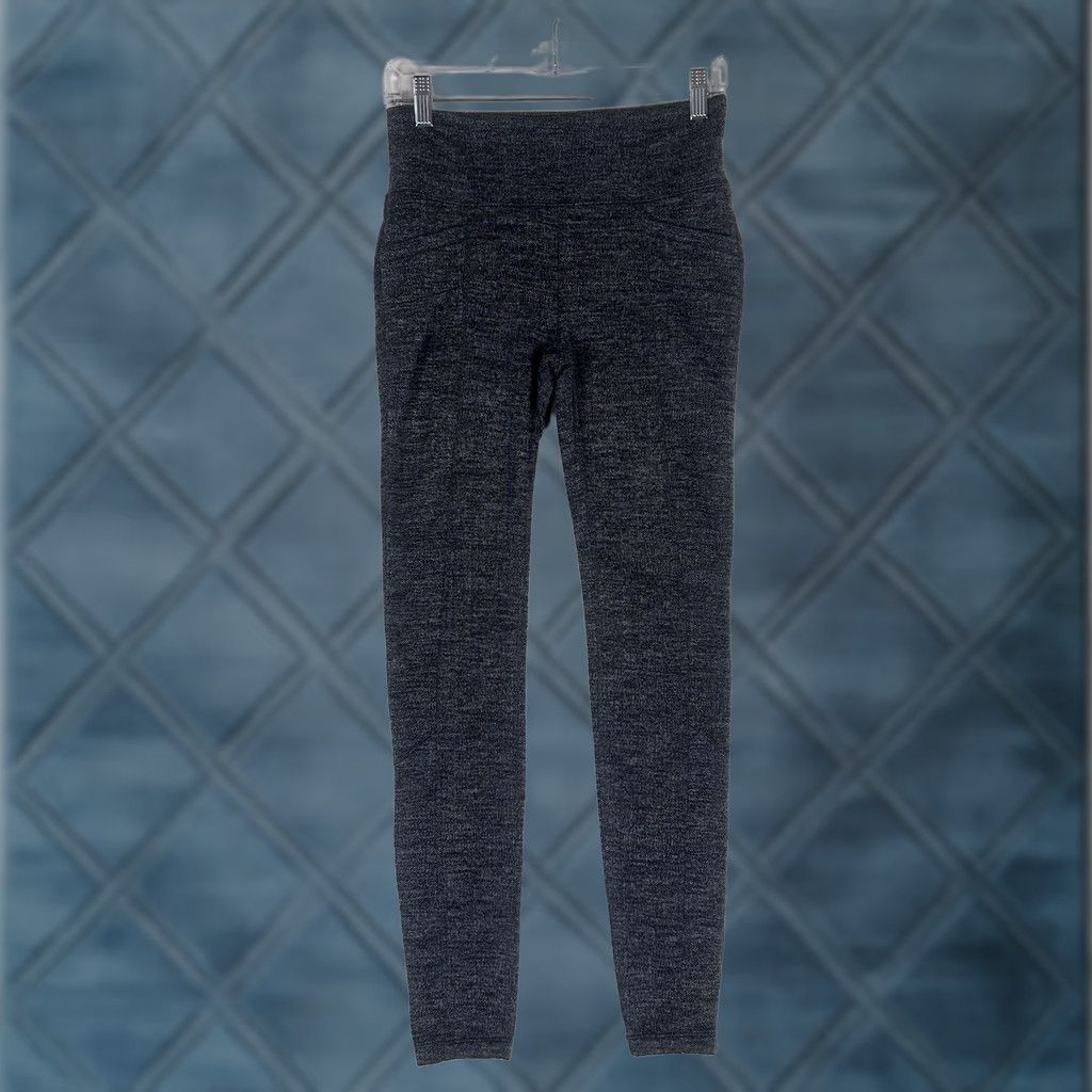 Athleta VINTAGE Athleta Herringbone Metro High Waisted Leggings Womens Small Gray Stretch Pocket Size 32" / US 10 / IT 46 - 1 Thumbnail