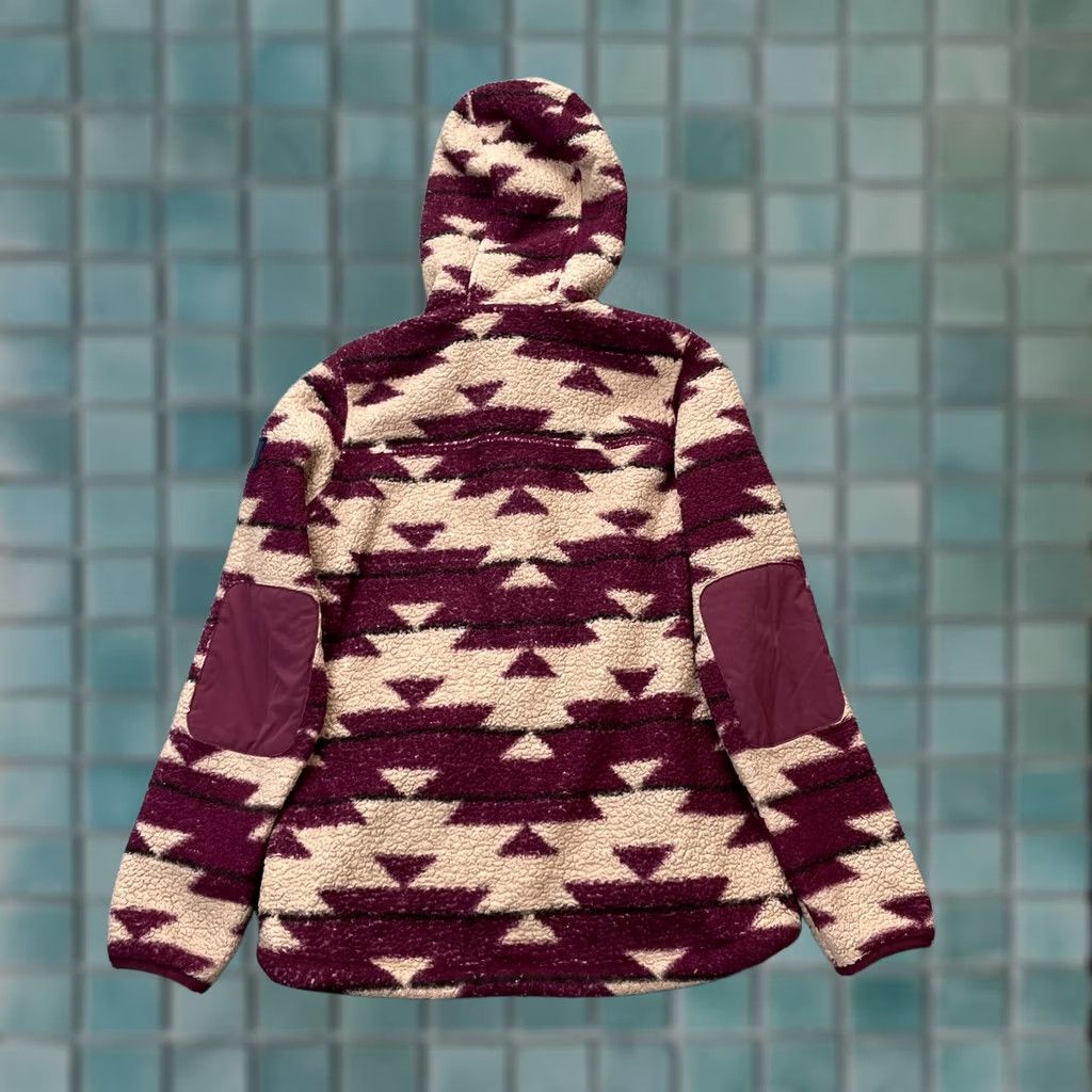 The North Face VINTAGE The North Face Jacket Women Small Red Sherpa Fleece Coat Pullover Hoodie Aztec Print Size S / US 4 / IT 40 - 1 Thumbnail