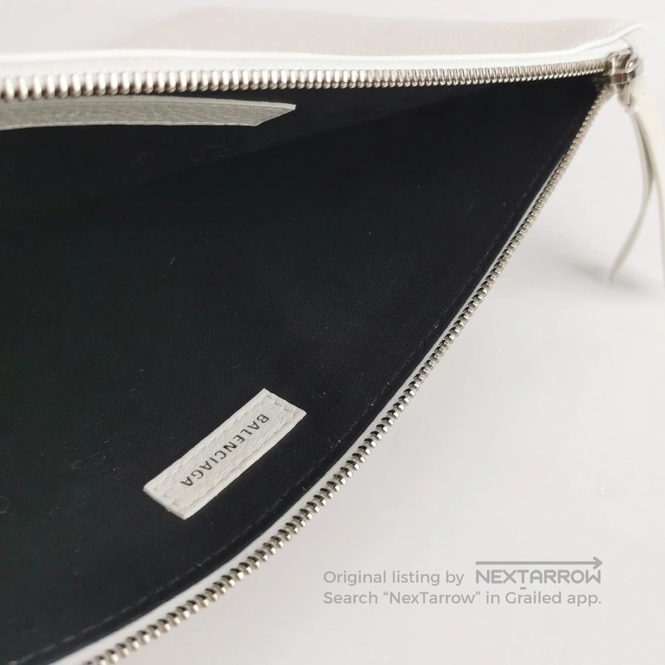 Balenciaga Balenciaga White Logo Zip Pouch. Size ONE SIZE - 4 Thumbnail