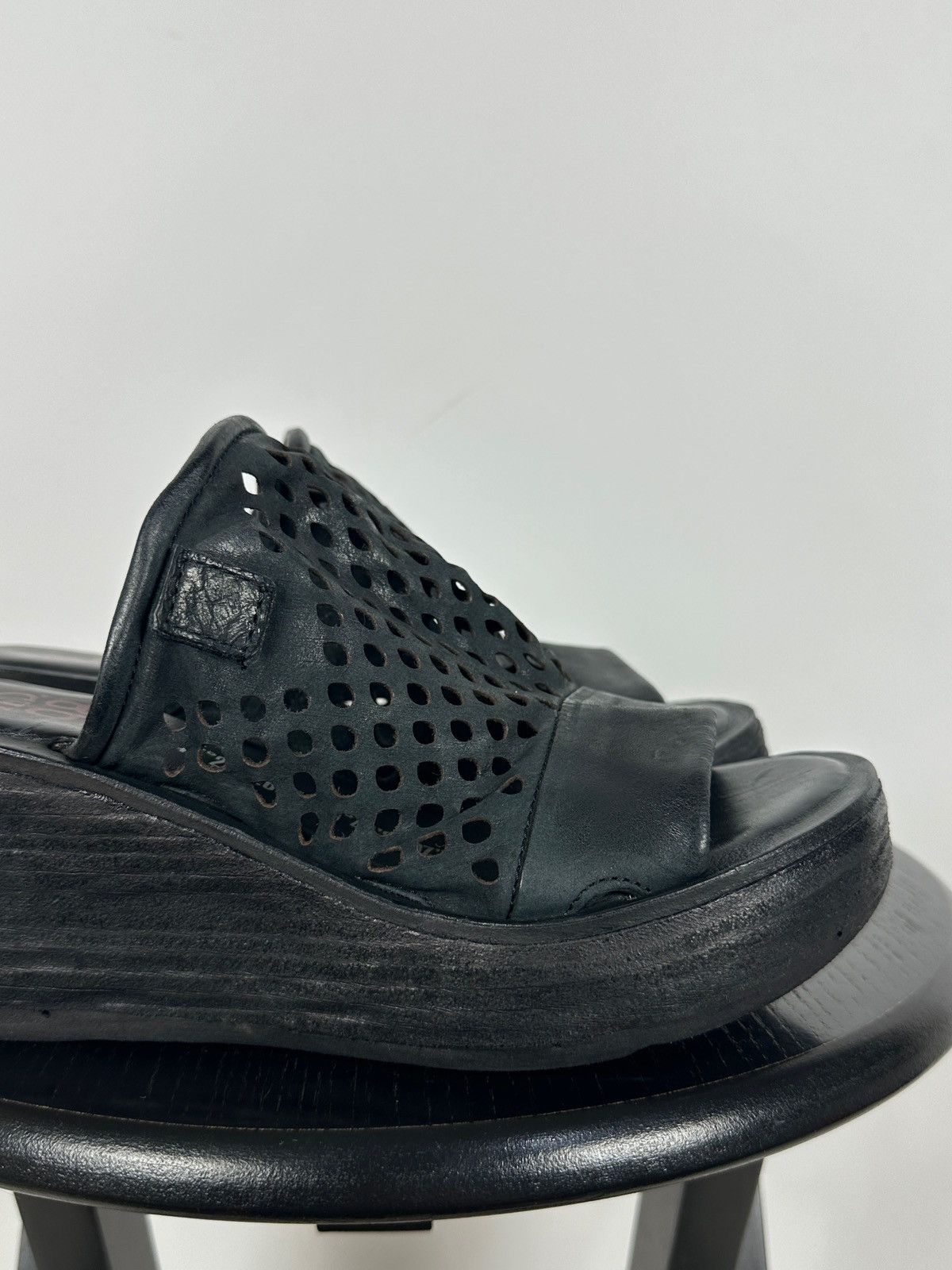 A.S.98 A.S.98 Black Perforated Leather Platform Slide Mules Sandals Size US 7 / IT 37 - 16 Thumbnail