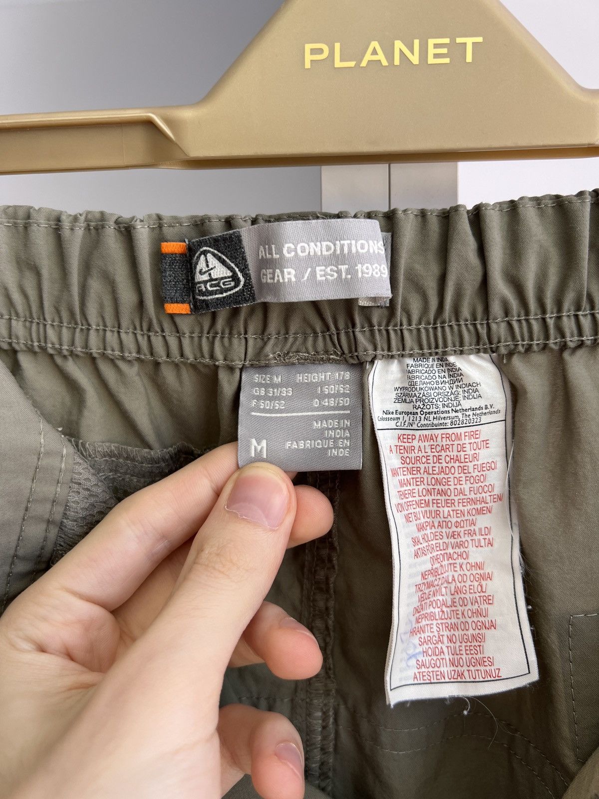 Nike × Nike ACG × Vintage Vintage Nike Acg LandRover Shorts Size US 31 - 9 Thumbnail