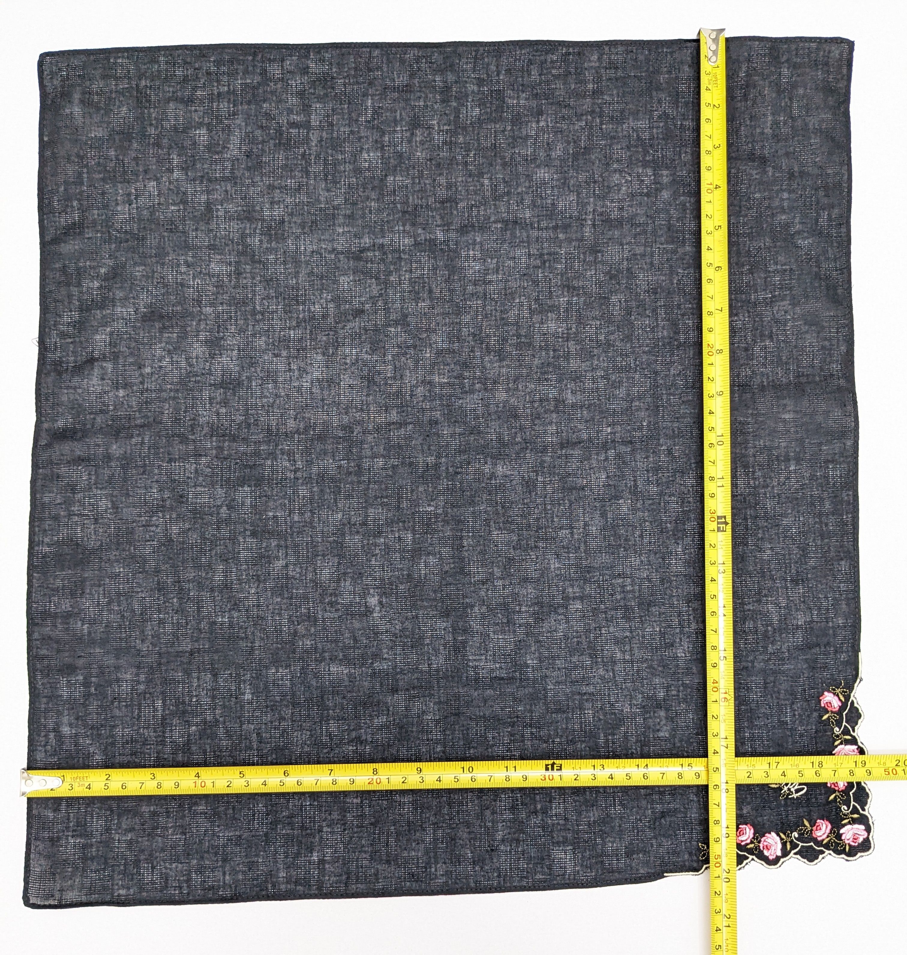 Bill Blass Vintage Bill Blass Embroidered Handkerchief Size ONE SIZE - 4 Thumbnail