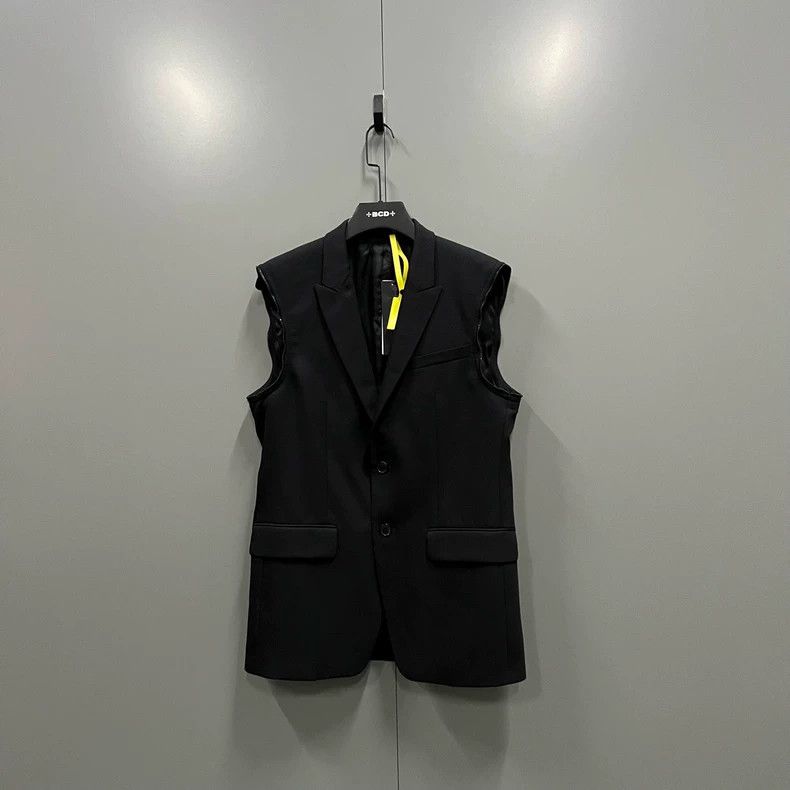 Givenchy Givenchy Size50 Black Collar Lapel Suit Vest Size US M / EU 48-50 / 2 - 1 Thumbnail