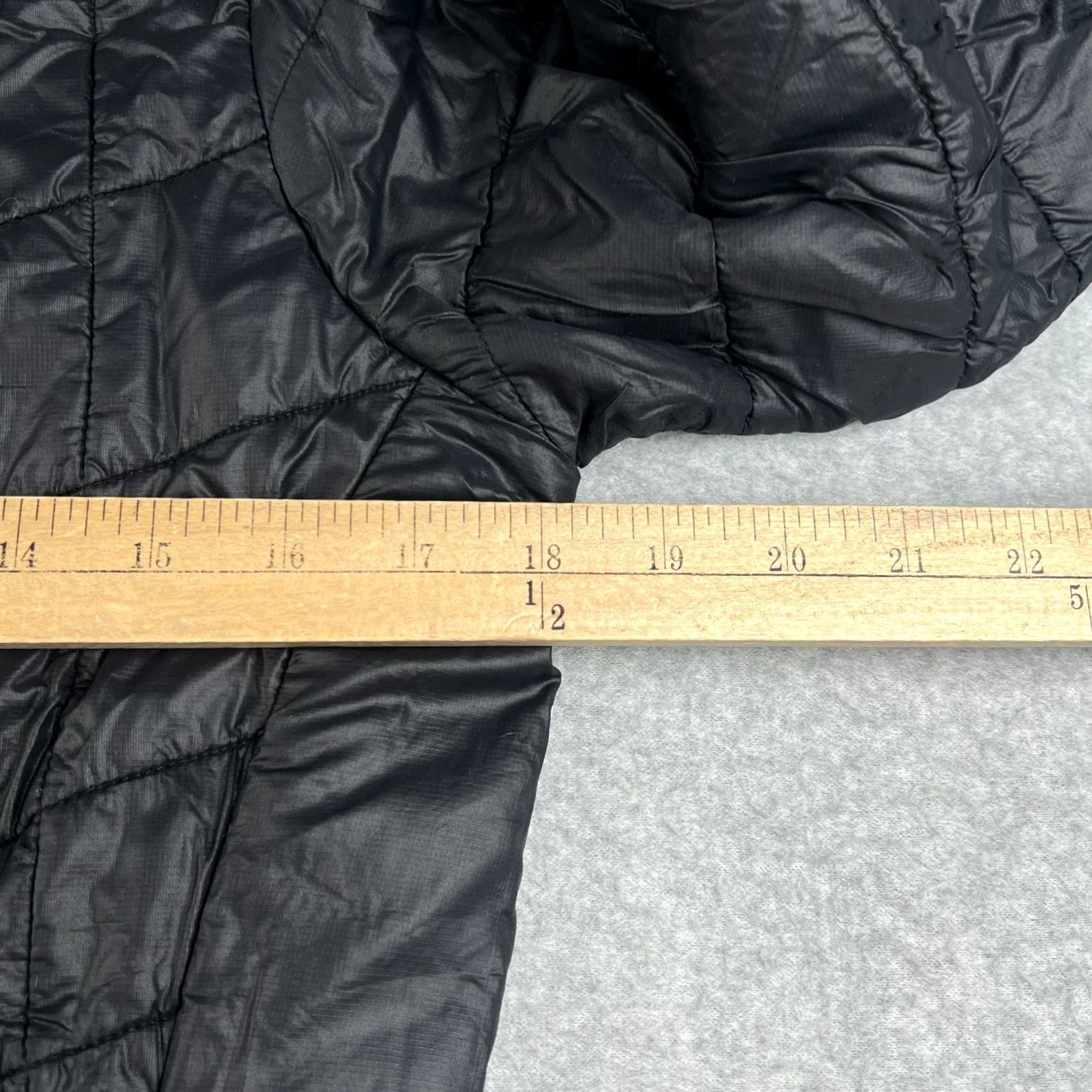 Smartwool Smartwool Puffer Jacket Full Zip Medium Womens Black Quilted Hiking Size M / US 6-8 / IT 42-44 - 7 Thumbnail
