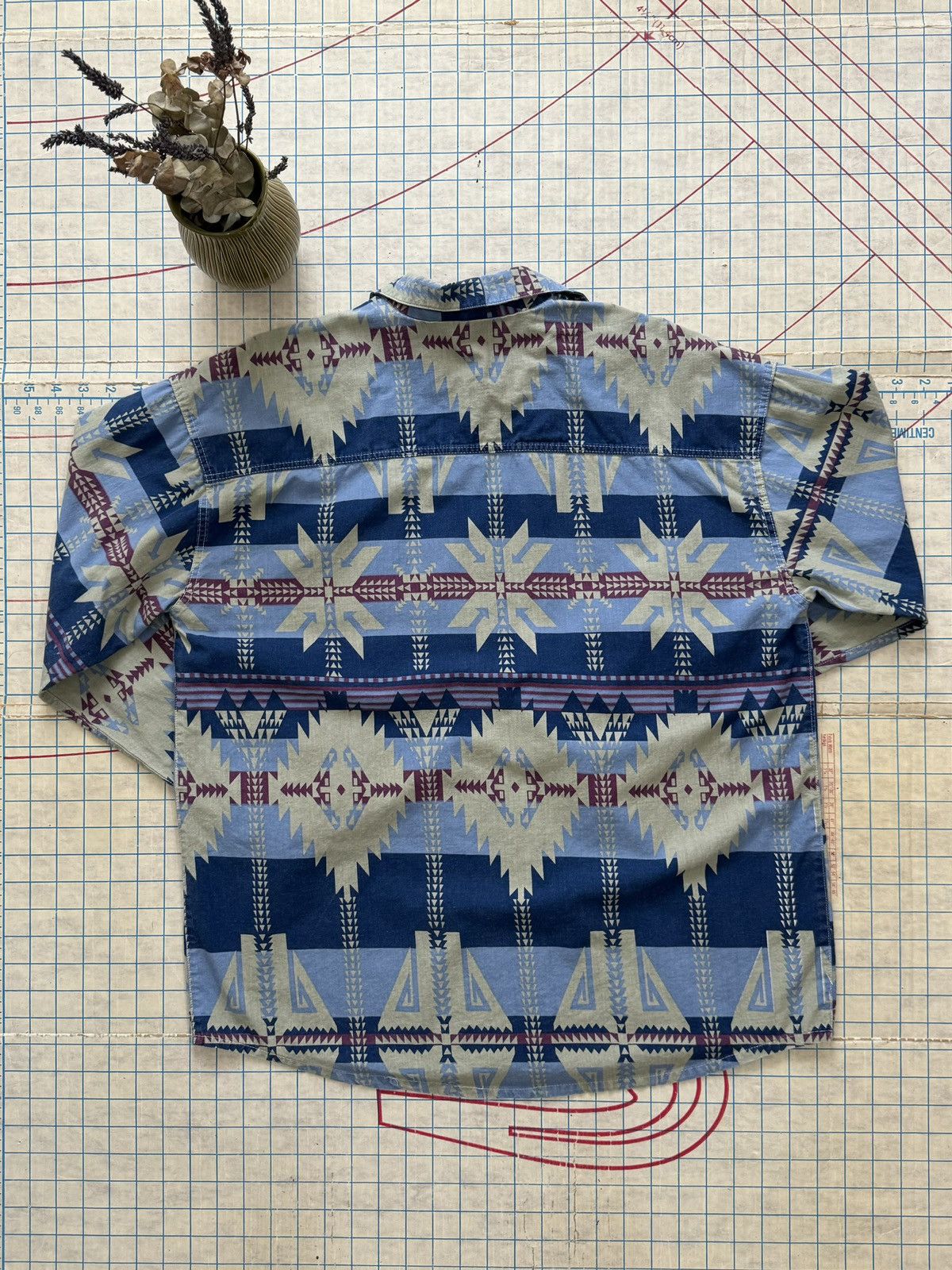 Vintage Vintage Fine Line Navajo Print Long Sleeve Button Up Large Size US XL / EU 56 / 4 - 9 Thumbnail