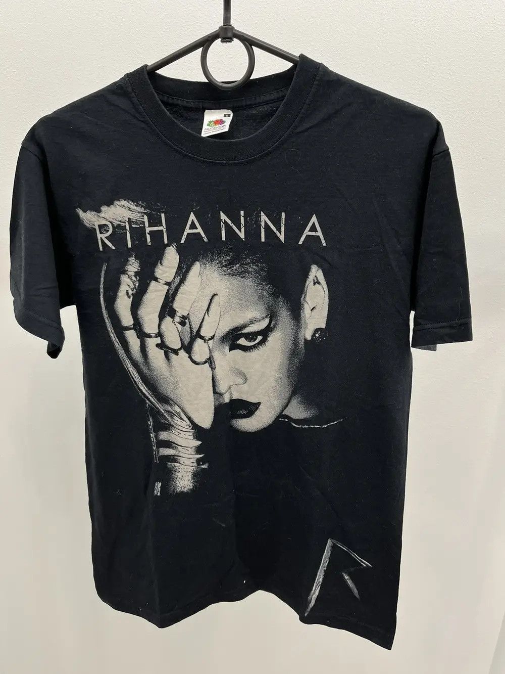 Rihanna 2010 Last Girl On Earth Tour T-Shirt Tee