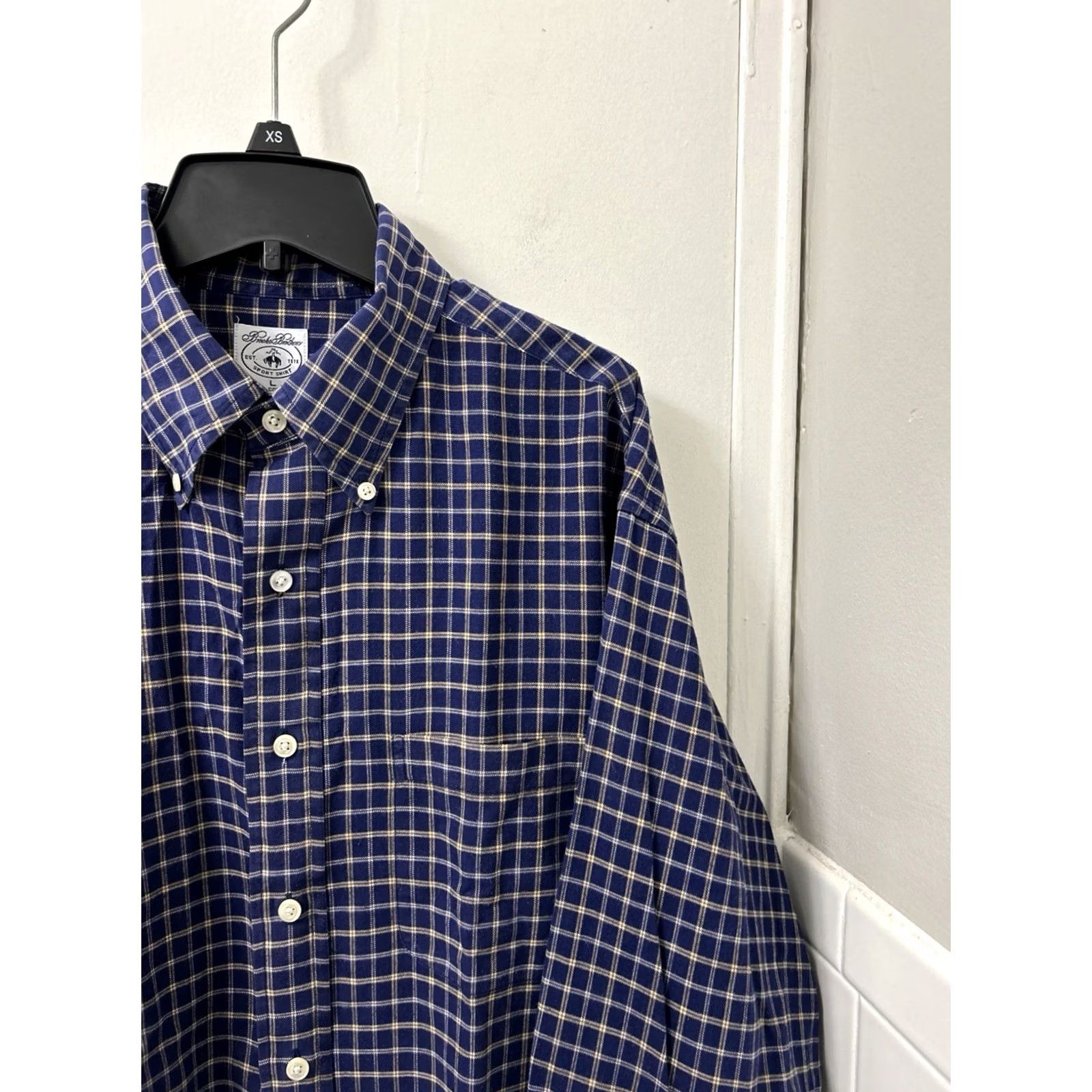 Brooks Brothers Brooks Brothers Sport Shirt Mens Large Blue Tan Plaid Button-Down Long Sleeve Shirt Size US L / EU 52-54 / 3 - 4 Thumbnail