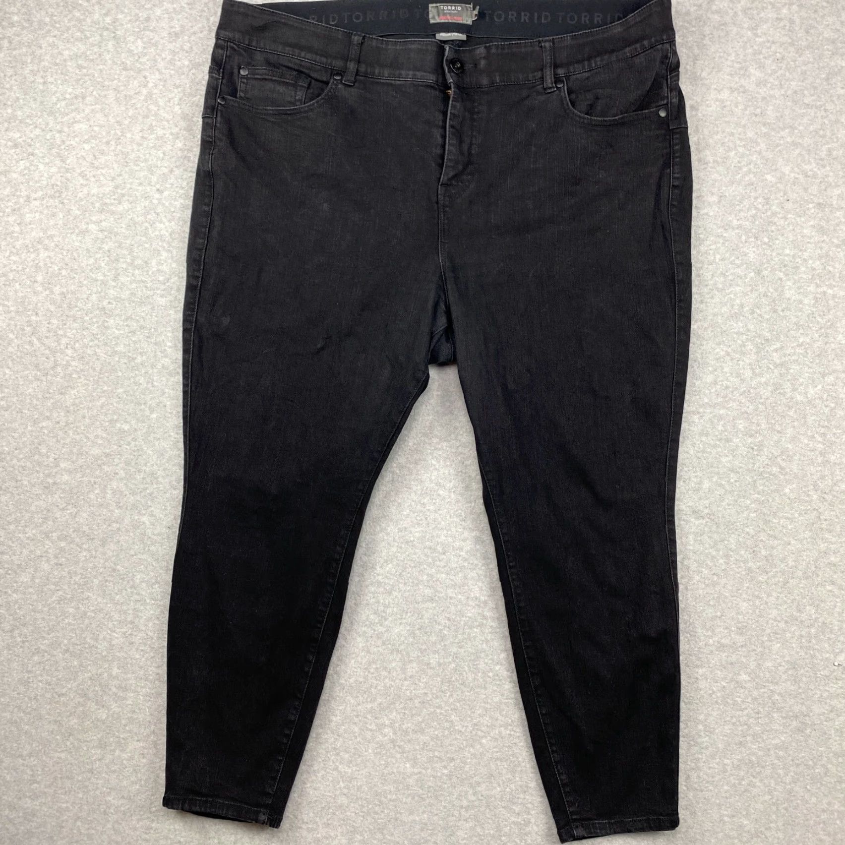 Torrid Torrid Jeans Womens 24 Short Black Bombshell Skinny High-Rise Premium Stretch Size 42" / US 20 - 2 Thumbnail