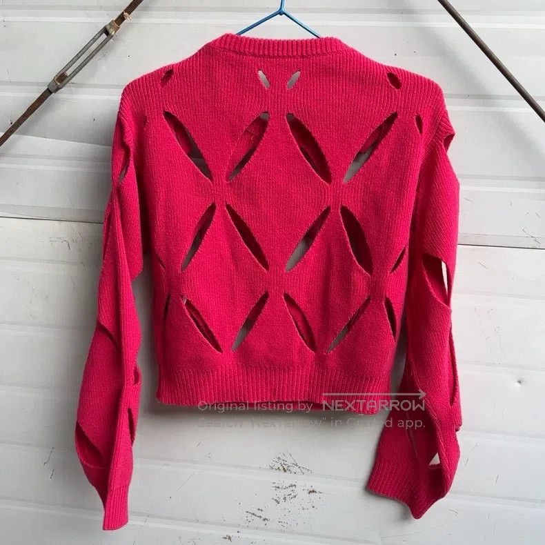 Valentino Valentino Pink crewneck cut-out bow knit Size XS / US 0-2 / IT 36-38 - 2 Thumbnail