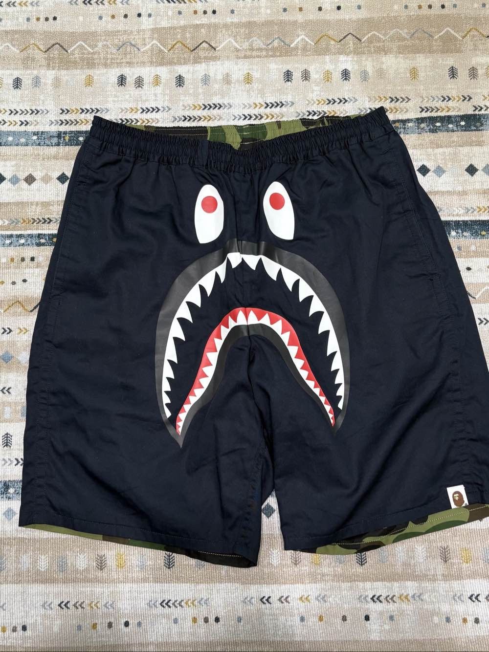 Bape A Bathing Ape Shark Camo Reversible Shorts Size M Size US 32 / EU 48 - 1 Thumbnail