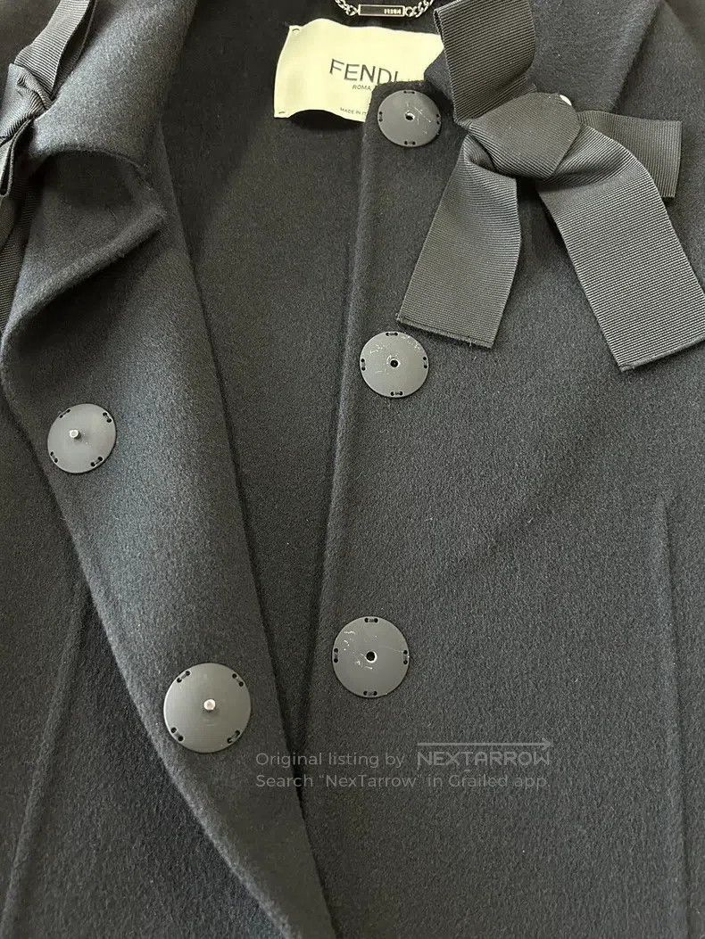Fendi Fendi Black cut-out leather patched pocket bow detail wool Size XS / US 0-2 / IT 36-38 - 5 Thumbnail