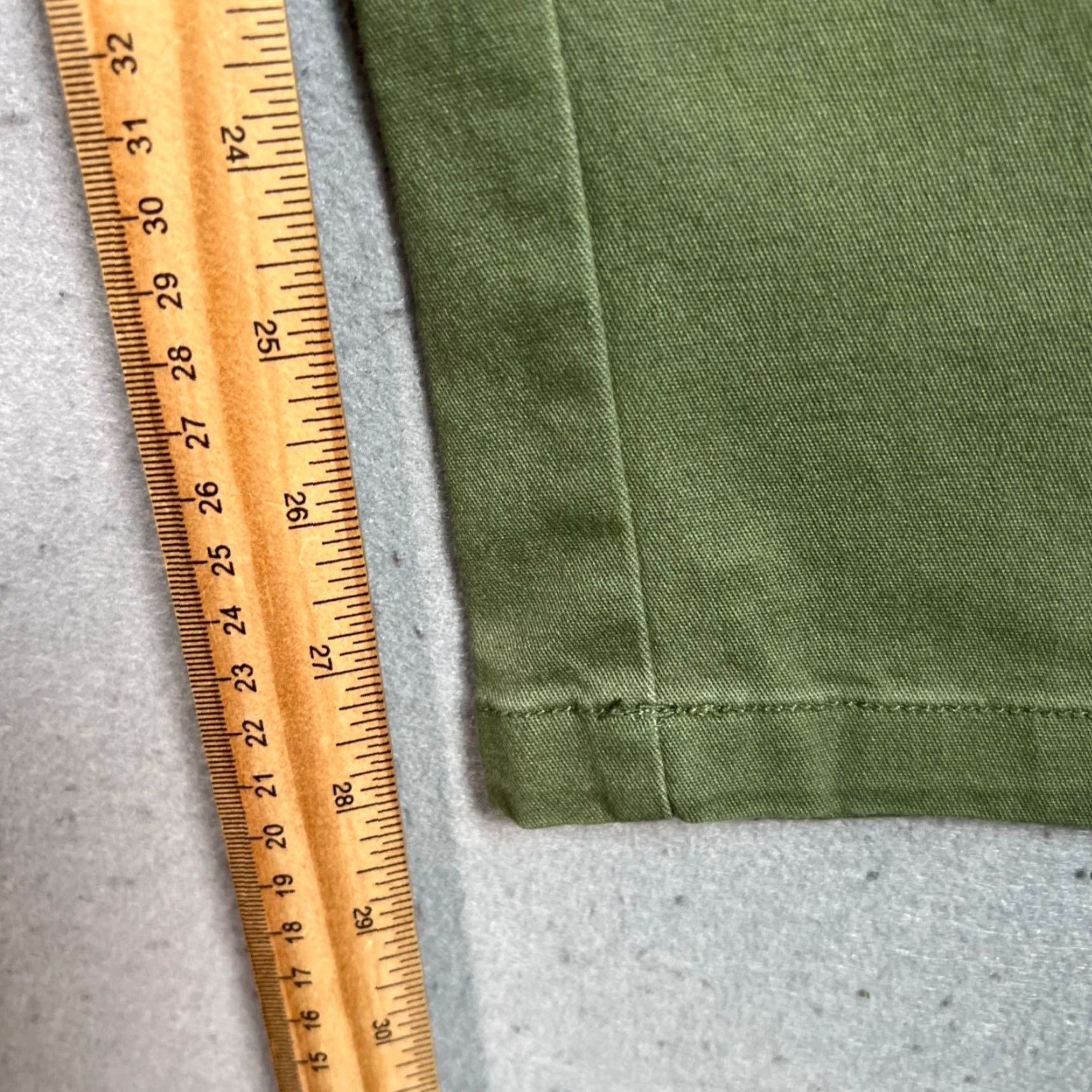 Old Navy Old Navy Slim Fit Casual Pants 26 x 30 Green Cotton Blend Stretch NEW! Mens Pants Regular 26 Green Casual Stretch Old Navy Size US 26 / EU 42 - 7 Thumbnail