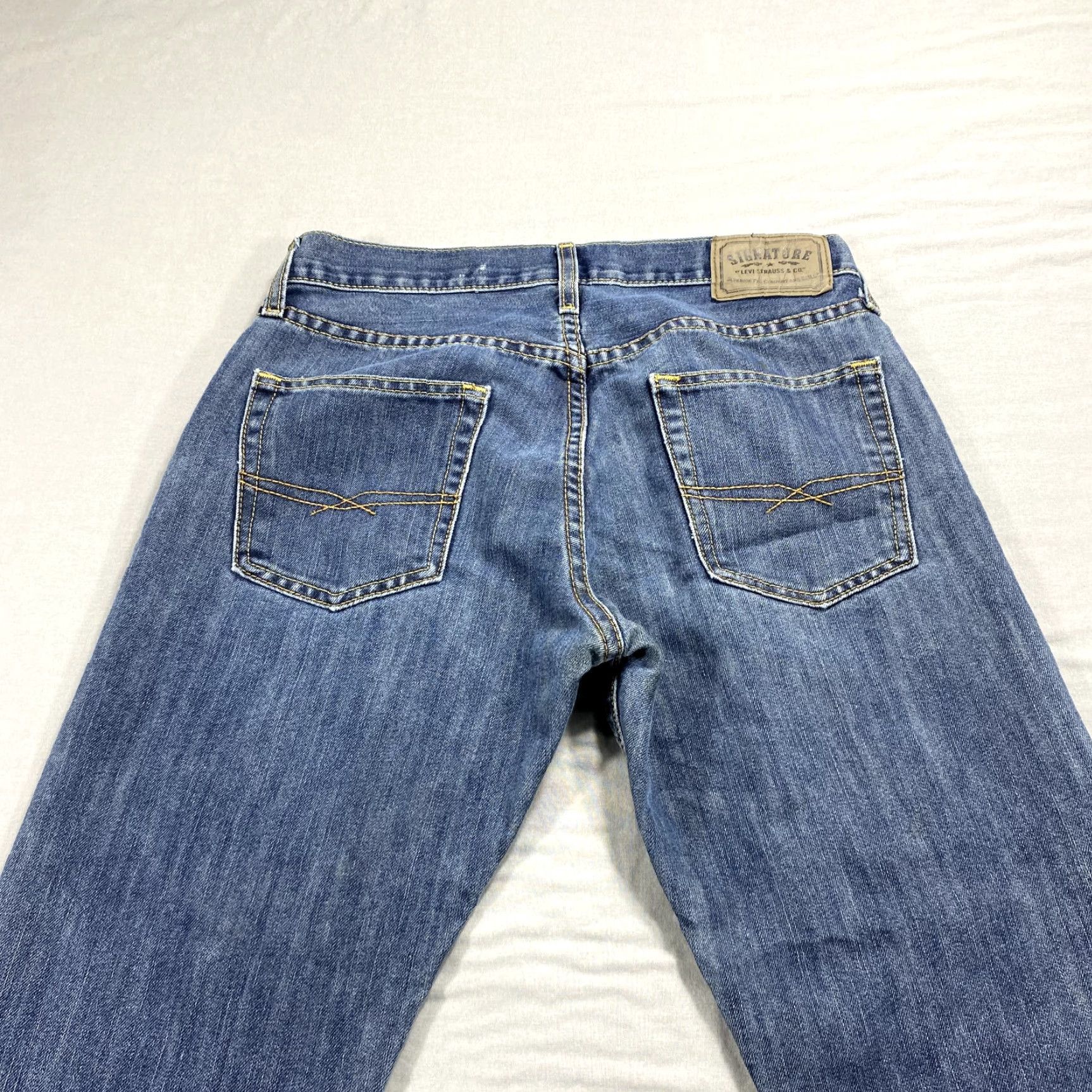 Levi's VINTAGE Levi's Jeans Mens 30x30 Blue Denim Slim Straight Y2K Adult Slim Jeans Mens 30 Blue 5-Pocket USA Classic Size US 30 / EU 46 - 4 Thumbnail