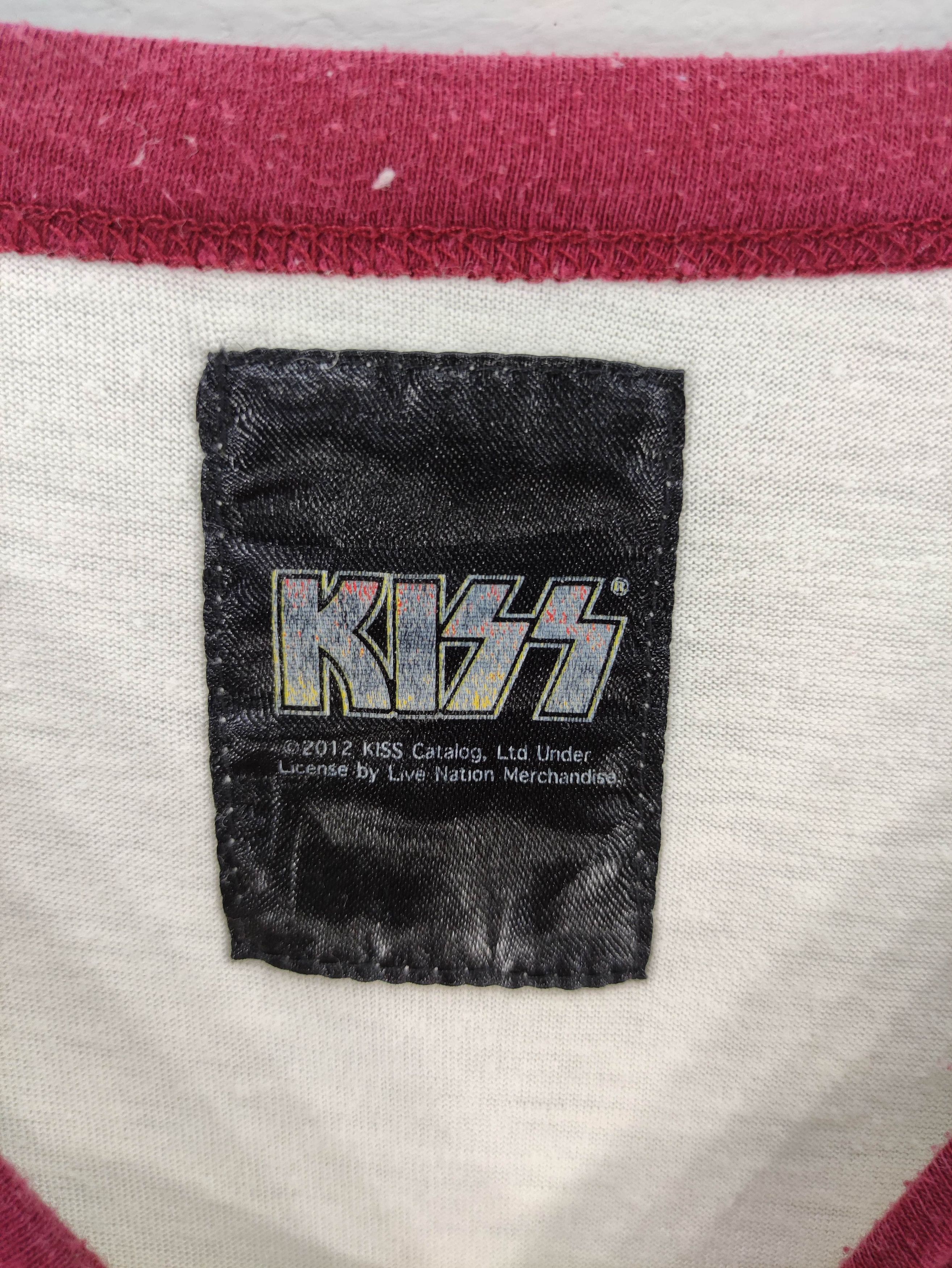 Band Tees Vintage kiss Merchandise Rock Band Tee Tshirt Size US M / EU 48-50 / 2 - 2 Thumbnail