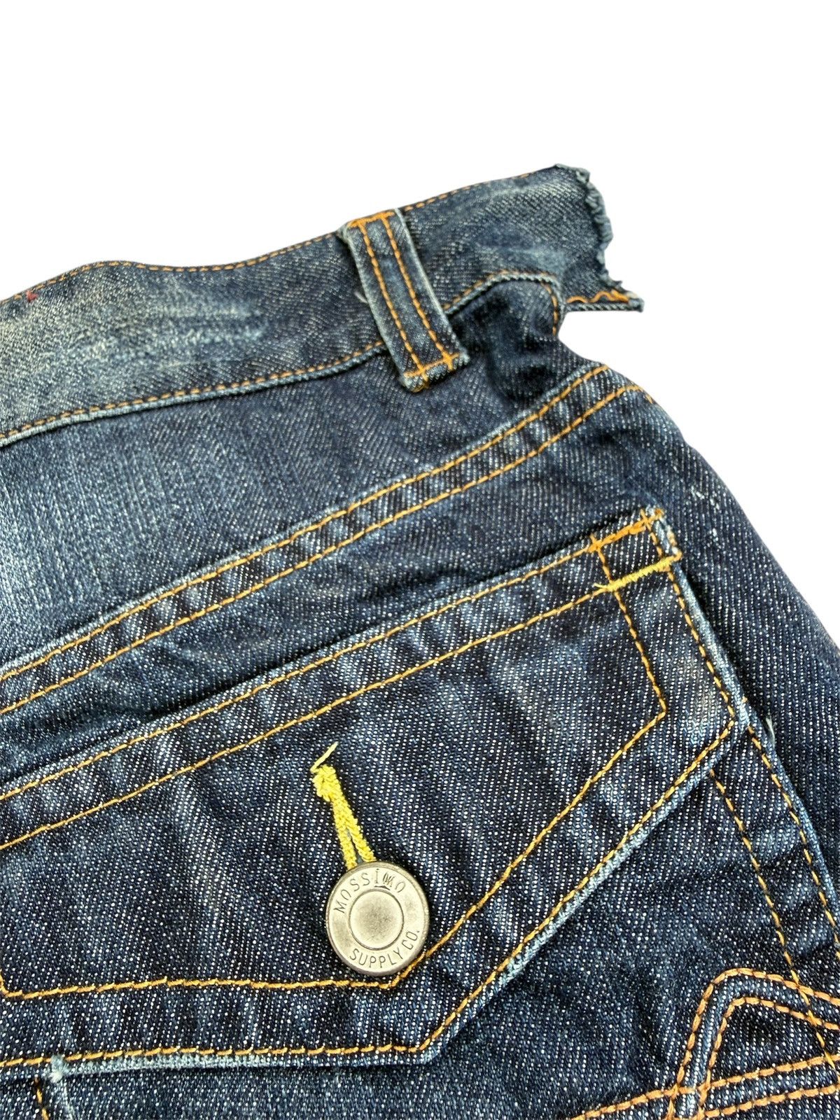 Mossimo MOSSIMO SUPPLY CO DISTRESSED DENIM JEANS WITH RIPPED DETAILS Size 34" / US 12 / IT 48 - 10 Thumbnail