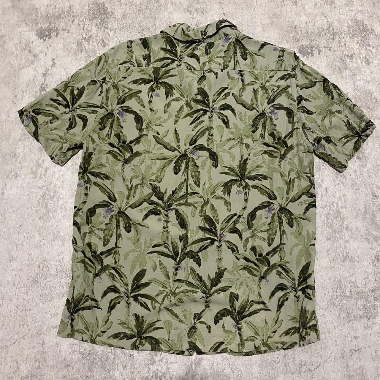 H&M Green palm tree print button-up shirt #HM Hawaii Size US M / EU 48-50 / 2 - 2 Thumbnail