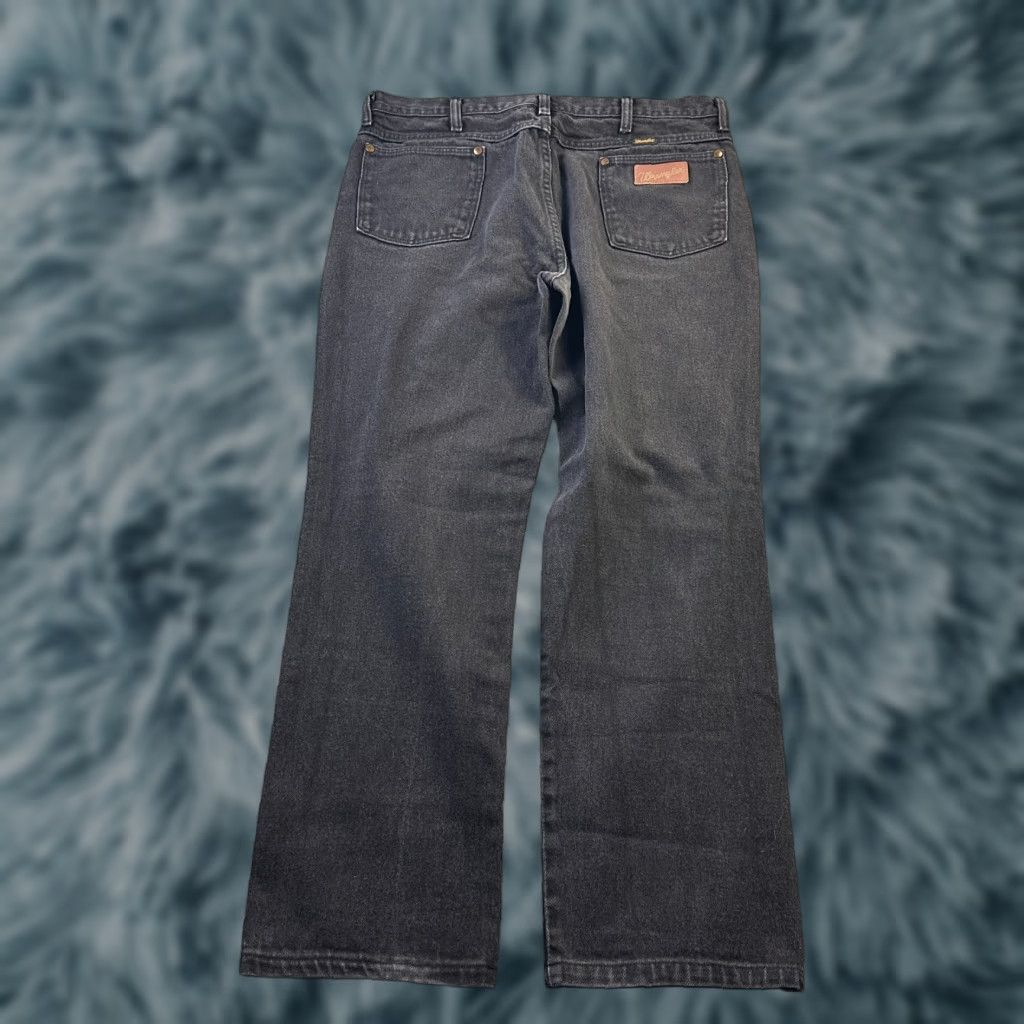 Wrangler VINTAGE Wrangler Jeans Mens 34x30 Black Denim Pants USA Made Jeans 90s Mens Regular 34 30 Black Cotton Denim 5-Pocket Design Button Zip Size US 34 / EU 50 - 1 Thumbnail