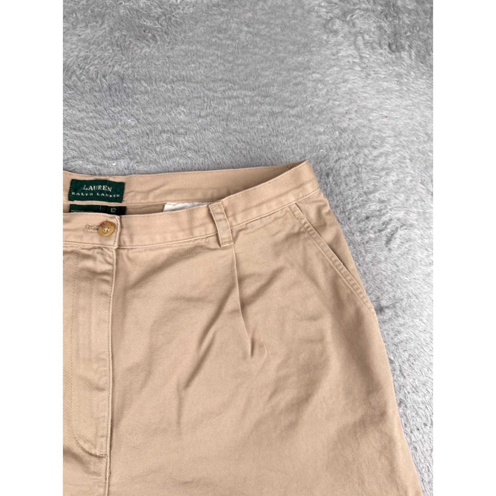 Ralph Lauren Lauren Ralph Lauren Shorts Women 12 Beige Twill Chino Pockets Flat Front Regular Rise 6 in Inseam 6 in Cotton Buttoned Front Womens Size 34" / US 12 / IT 48 - 5 Thumbnail