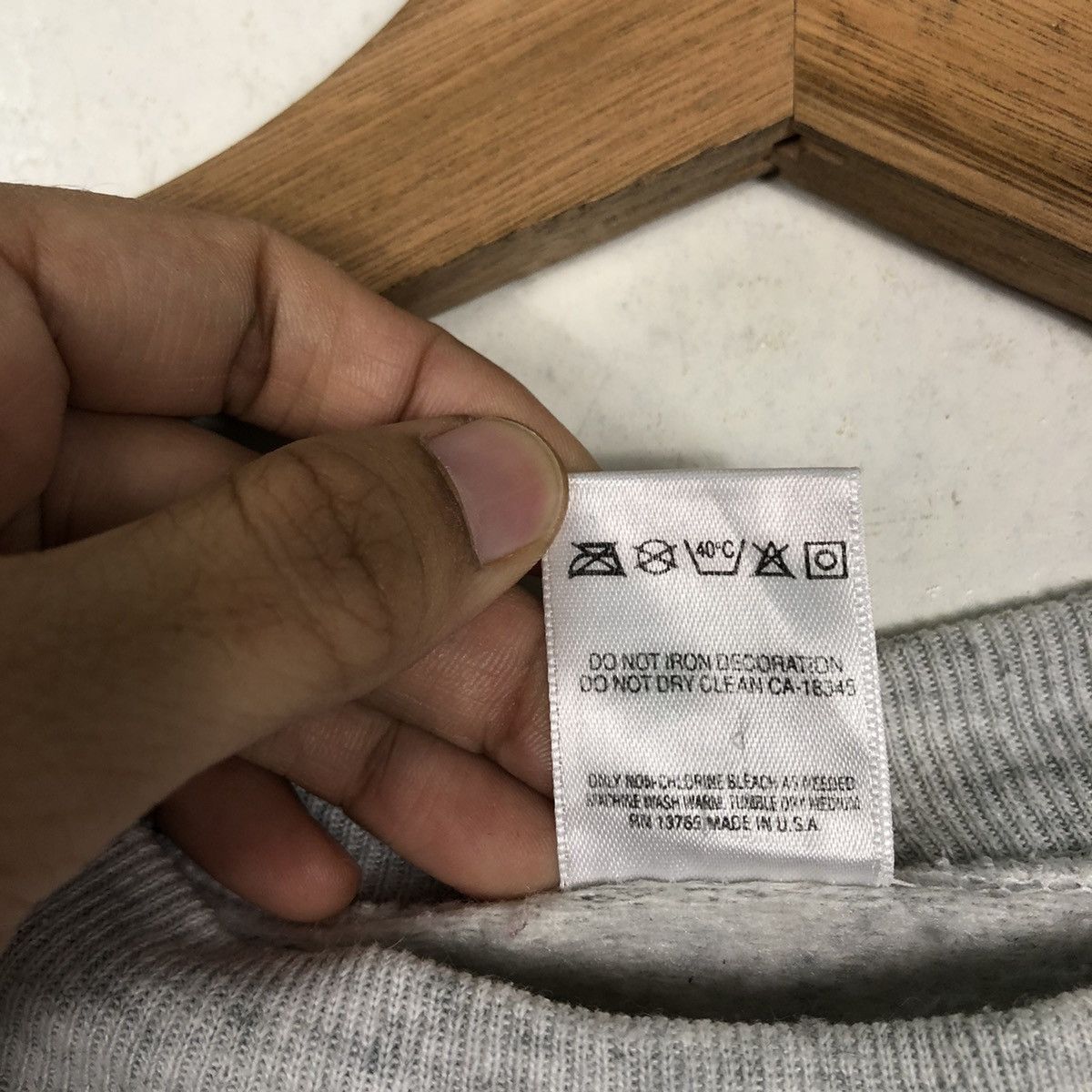 Vintage 🔥90’s Vintage Crewneck Sweatshirt Revada Los Vegas Hawaii Size US XL / EU 56 / 4 - 11 Thumbnail