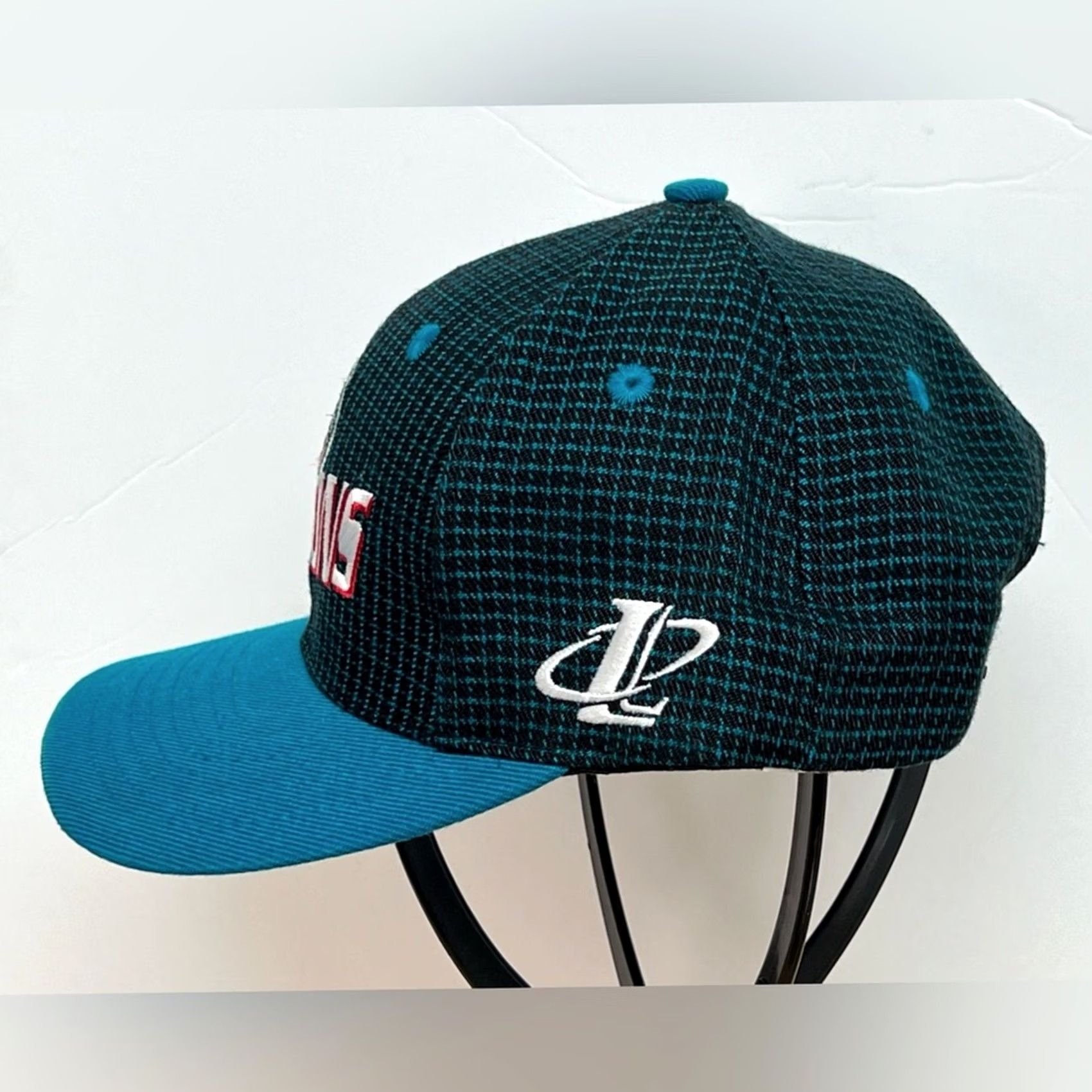 Logo Athletic VINTAGE Detroit Pistons Logo Athletic Hat SnapBack NEW WITH TAGS 90s Size ONE SIZE - 5 Thumbnail