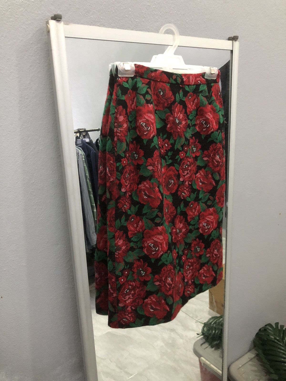 Hanae Mori Vintage Hanae Mori Floral Knit Skirt Japan Label Size 25" / US 0 / IT 36 - 4 Thumbnail