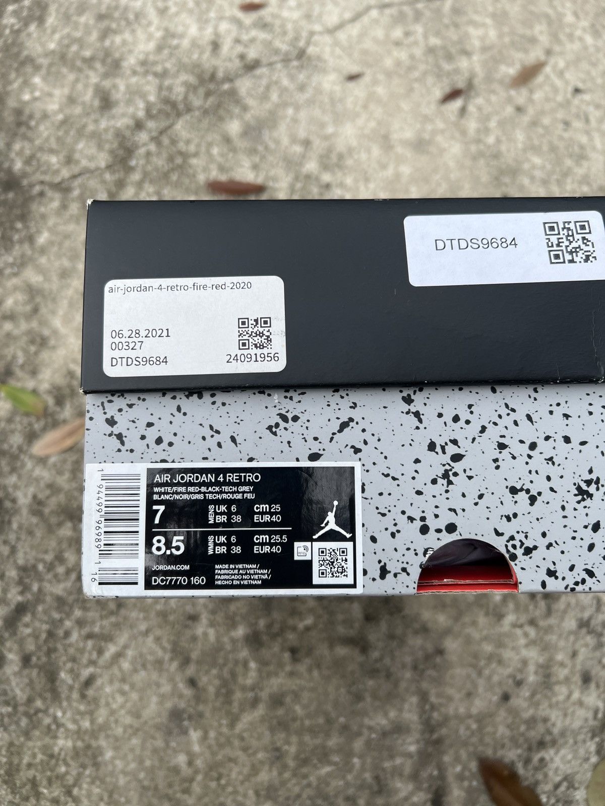Jordan Brand × Nike Jordan Retro 4 Fire Red Size US 7 / EU 40 - 6 Thumbnail