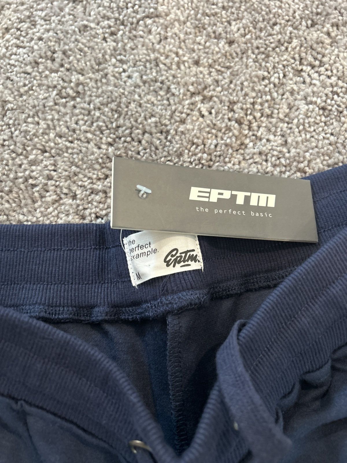 EPTM. EPTM. Shorts Size M Size US 32 / EU 48 - 3 Thumbnail