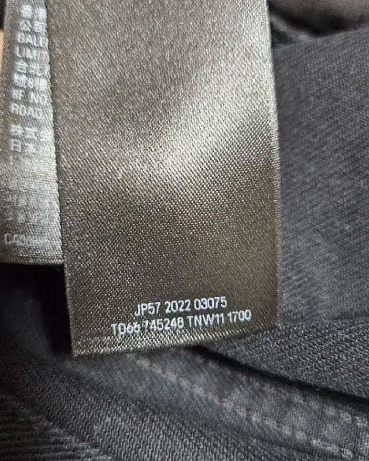Balenciaga Balenciaga Super Destroyed Denim Pants Size US 32 / EU 48 - 7 Thumbnail