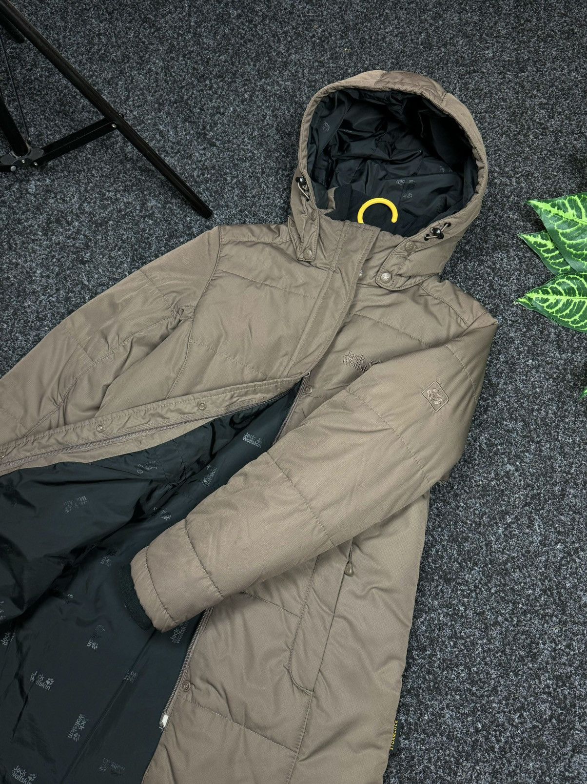 Jack Wolfskin Jack Wolfskin Women’s Insulated raincoat size S Size S / US 4 / IT 40 - 1 Thumbnail